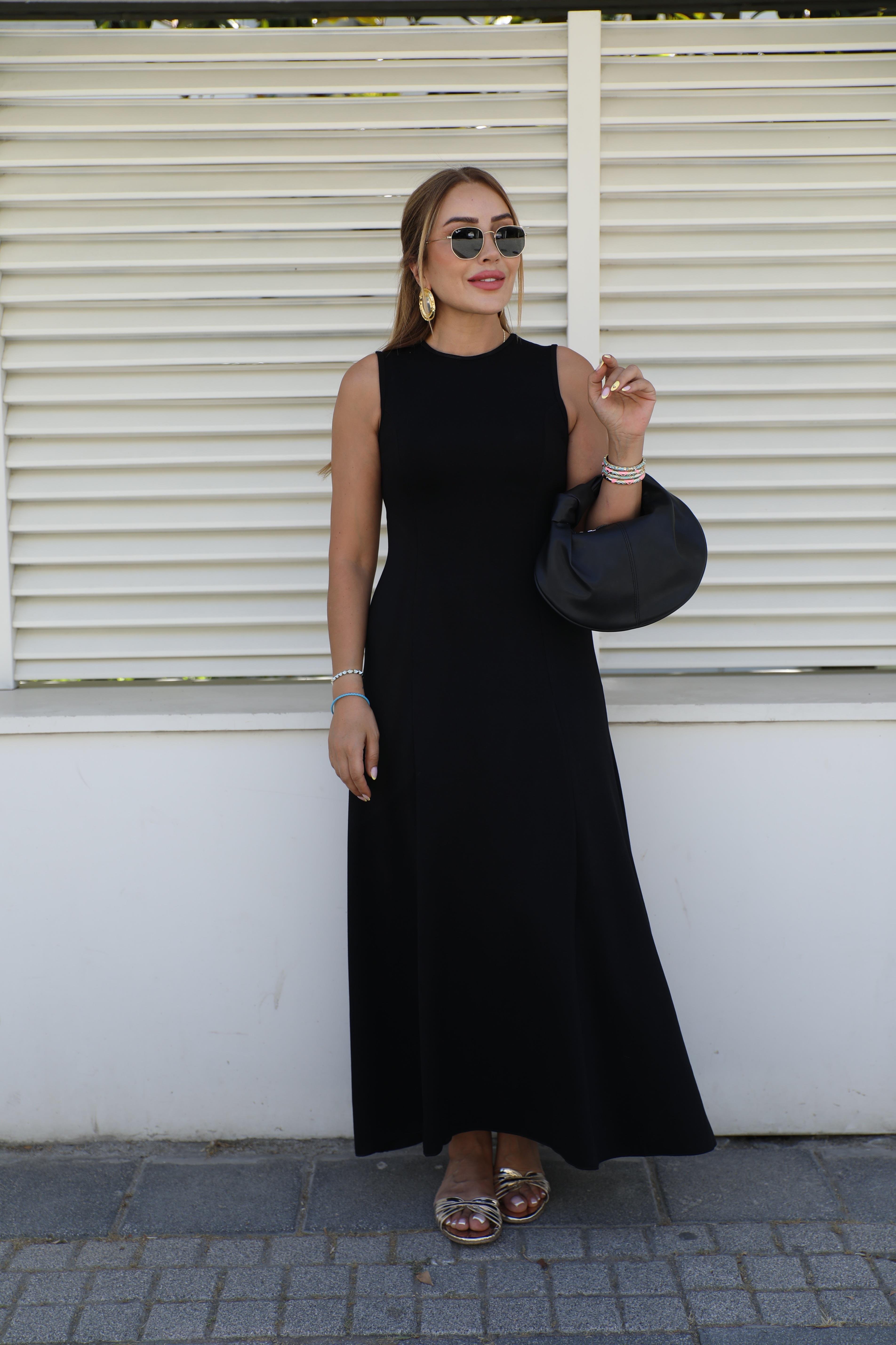 Siyah Kalın Askılı Modal Maxi Elbise