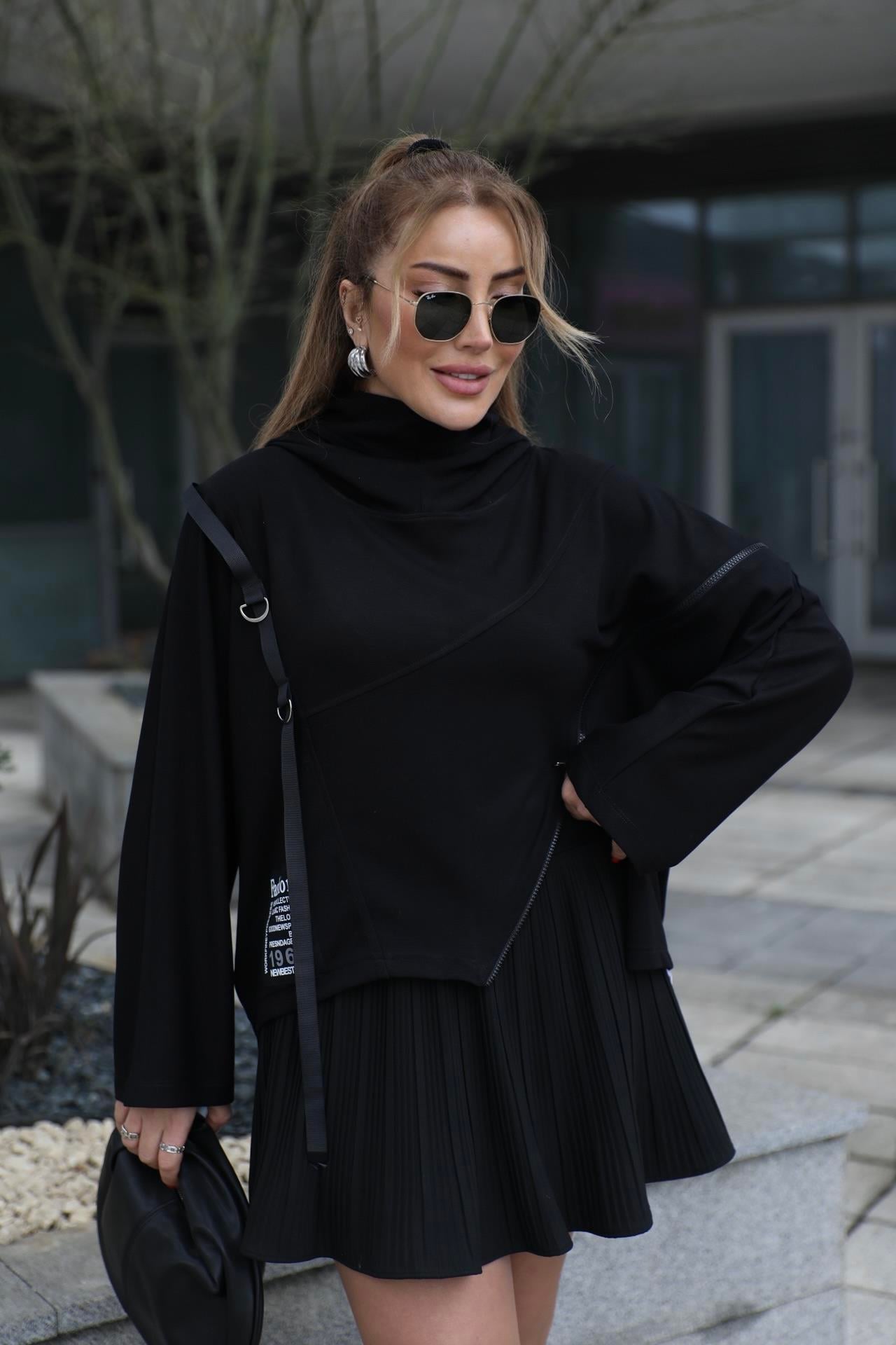 Siyah Kapüşonlu Fermuarlı Sweat