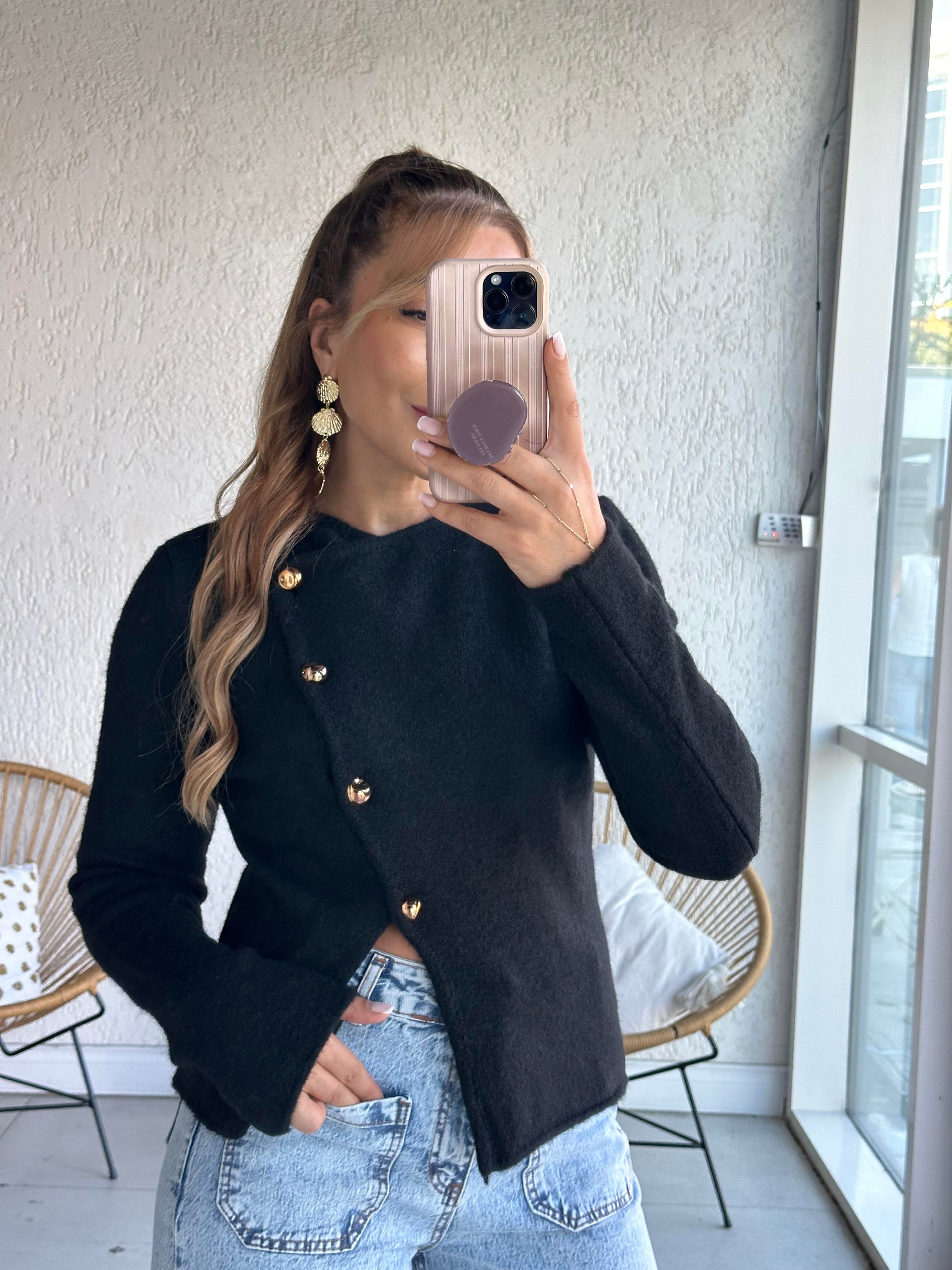 Siyah Kırçıllı Gold Düğmeli Hırka