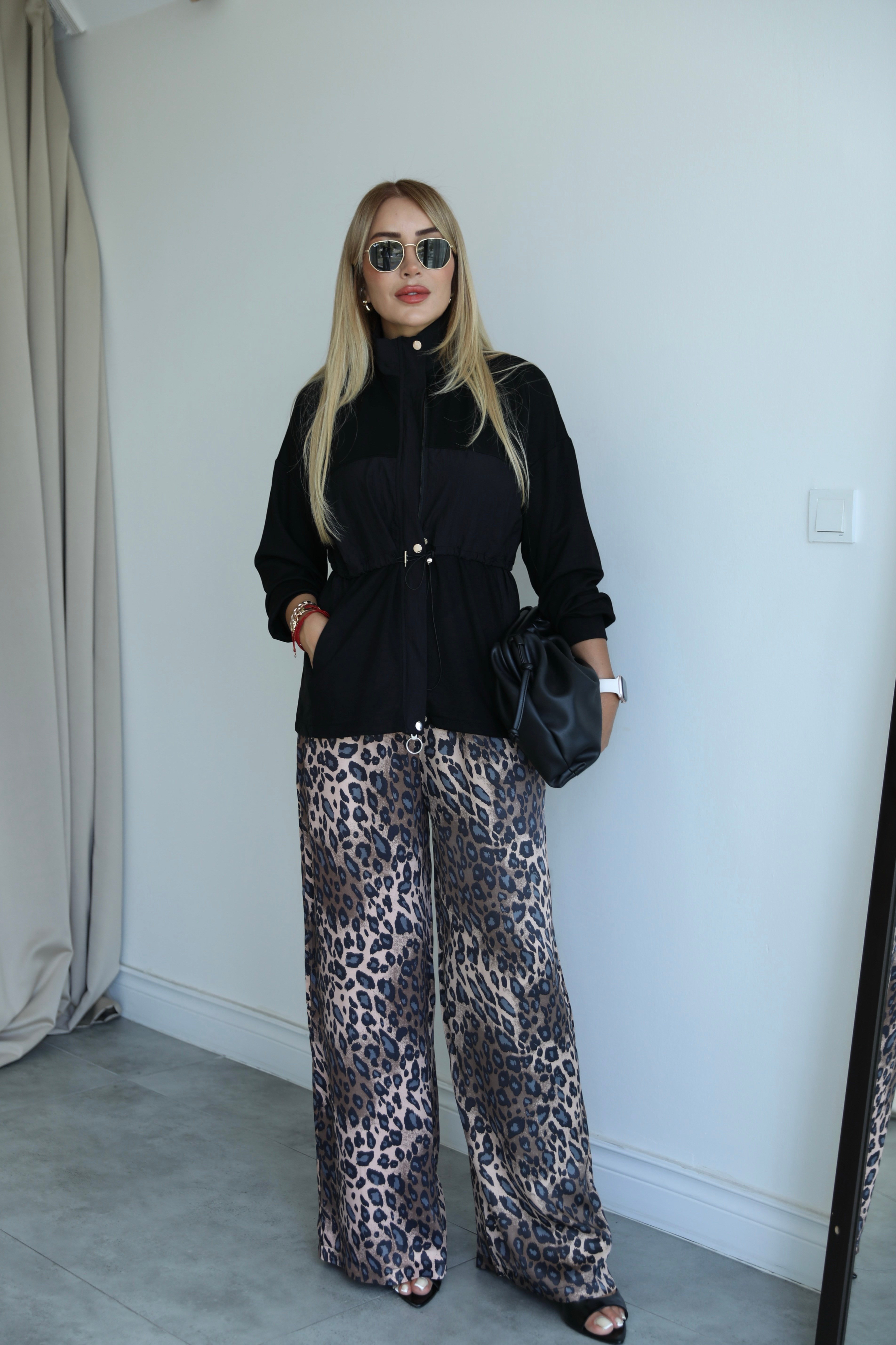 Siyah Leopar Pantolonlu Takım 