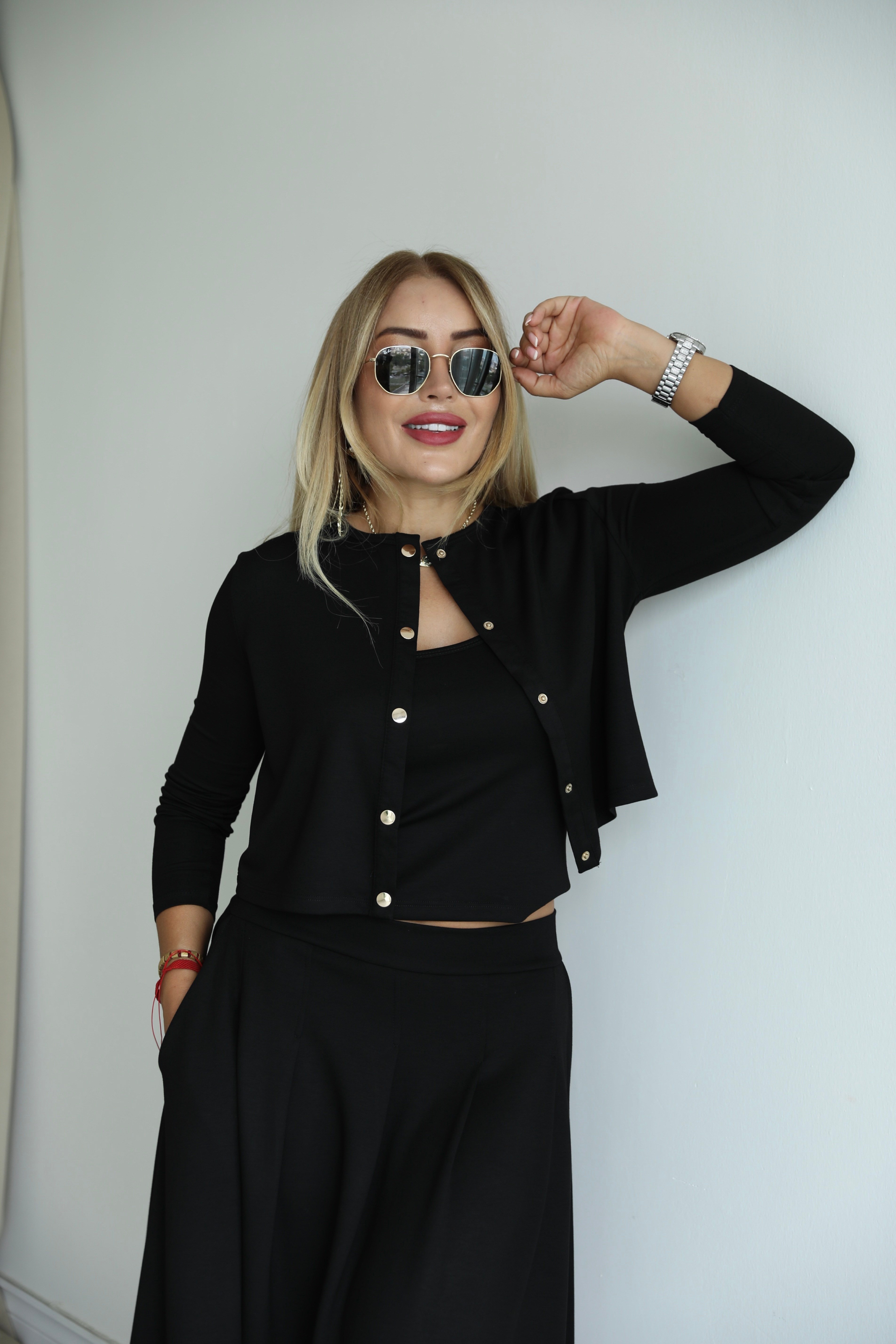 Siyah Modal Üçlü Etek Hırka Bluz Takım 
