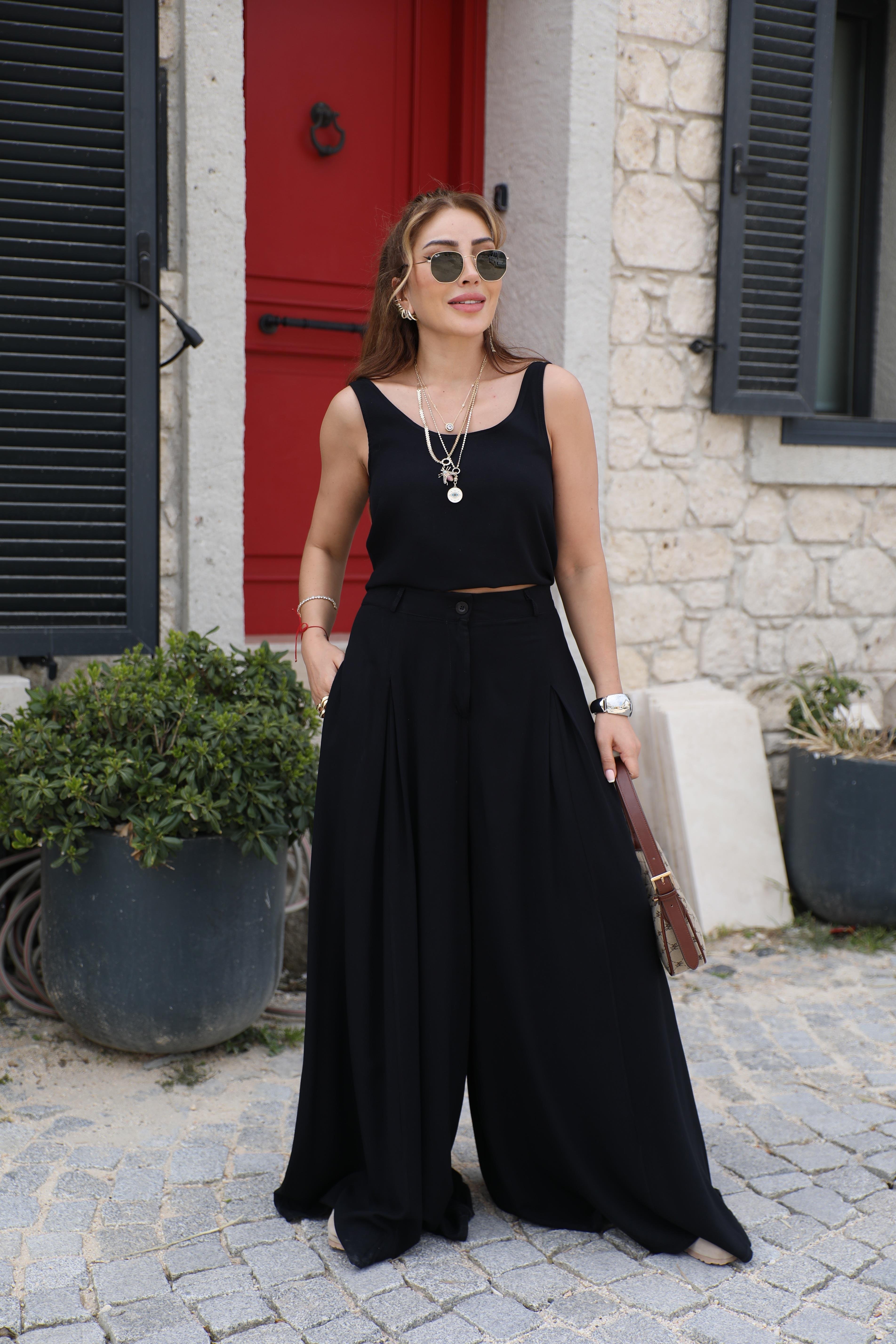 Siyah Pile Pantolonlu Takım