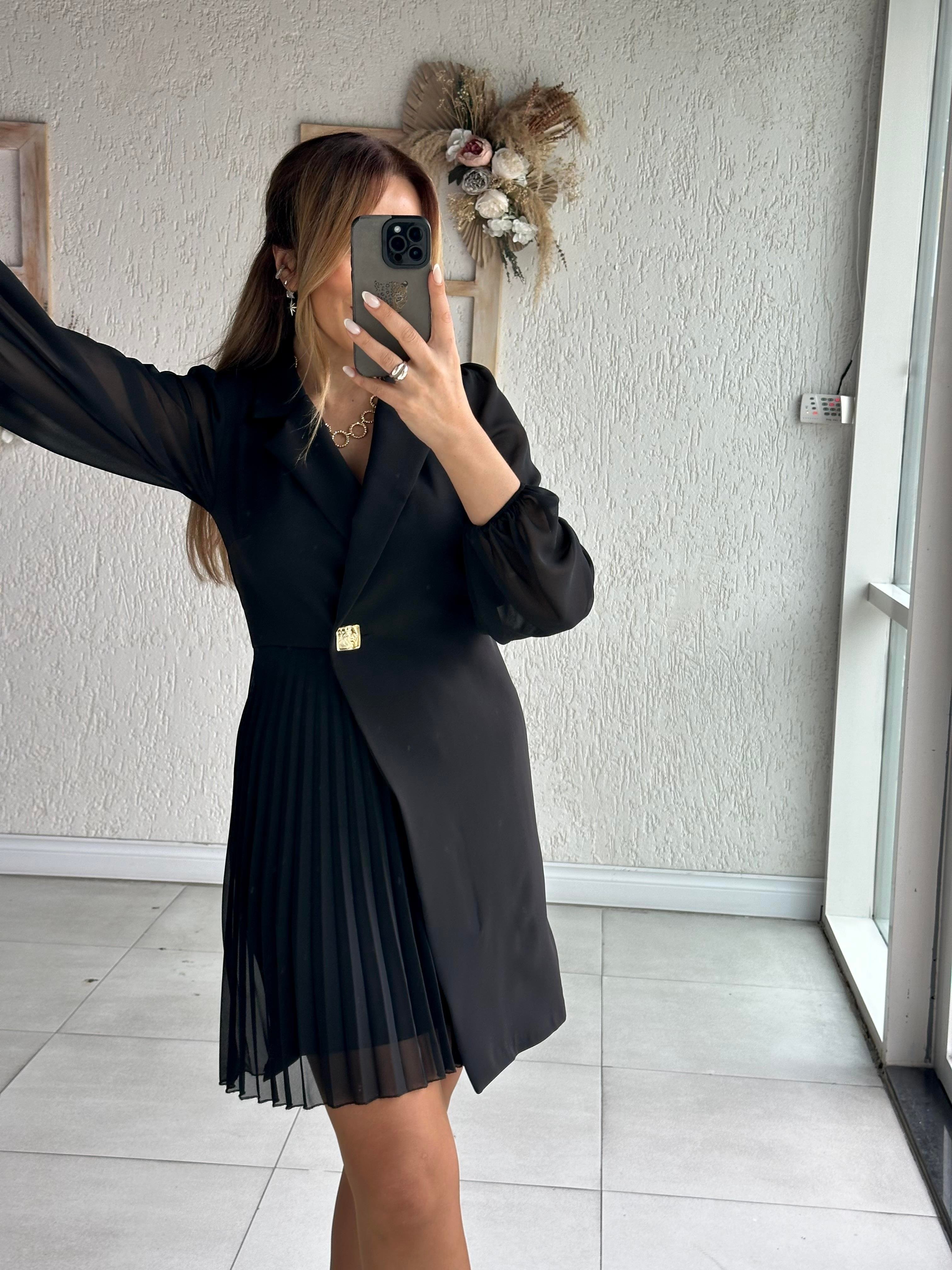 Siyah Pilise Detaylı Ceket Elbise