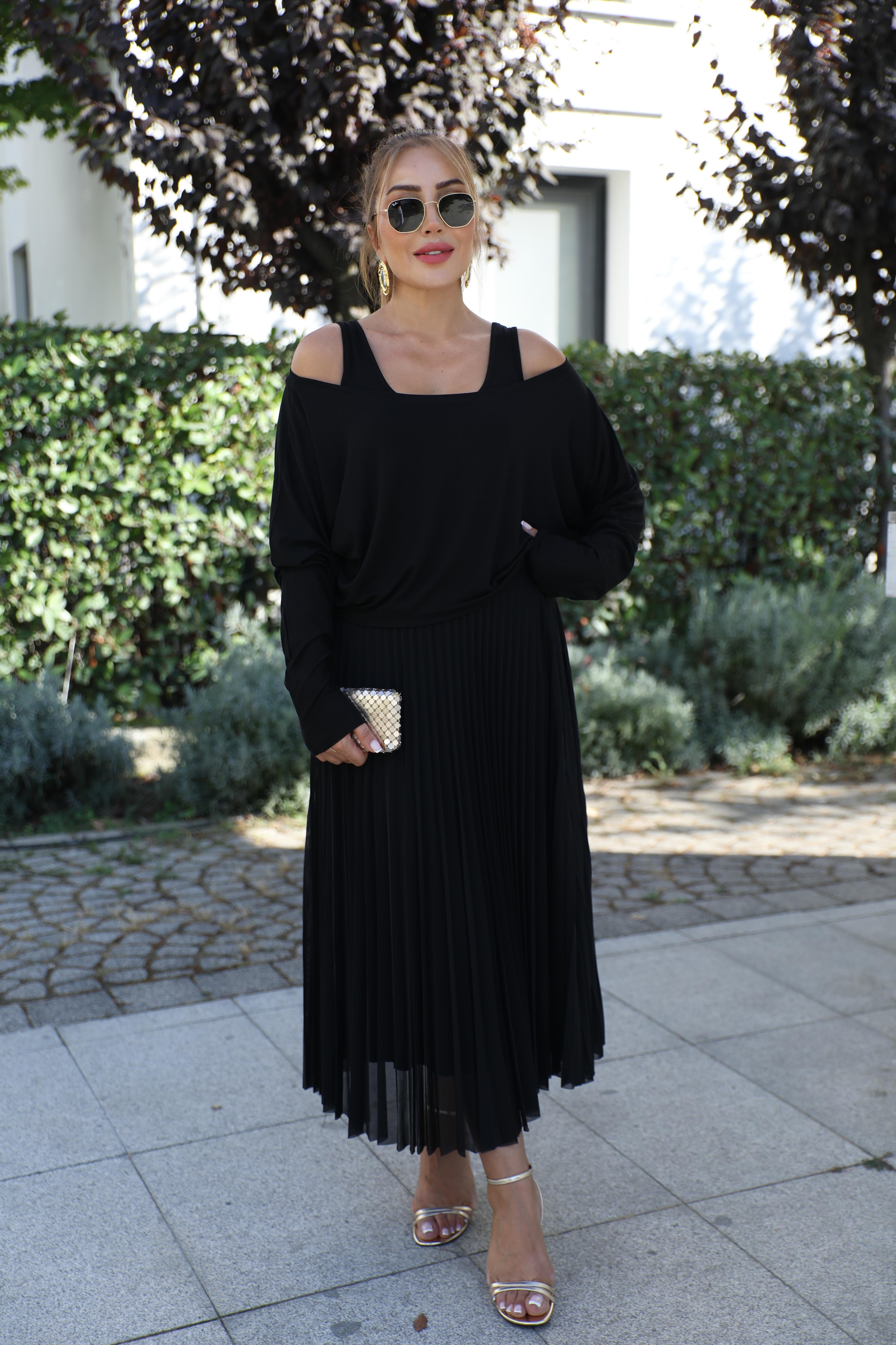 Siyah Piliseli İkili Elbise 