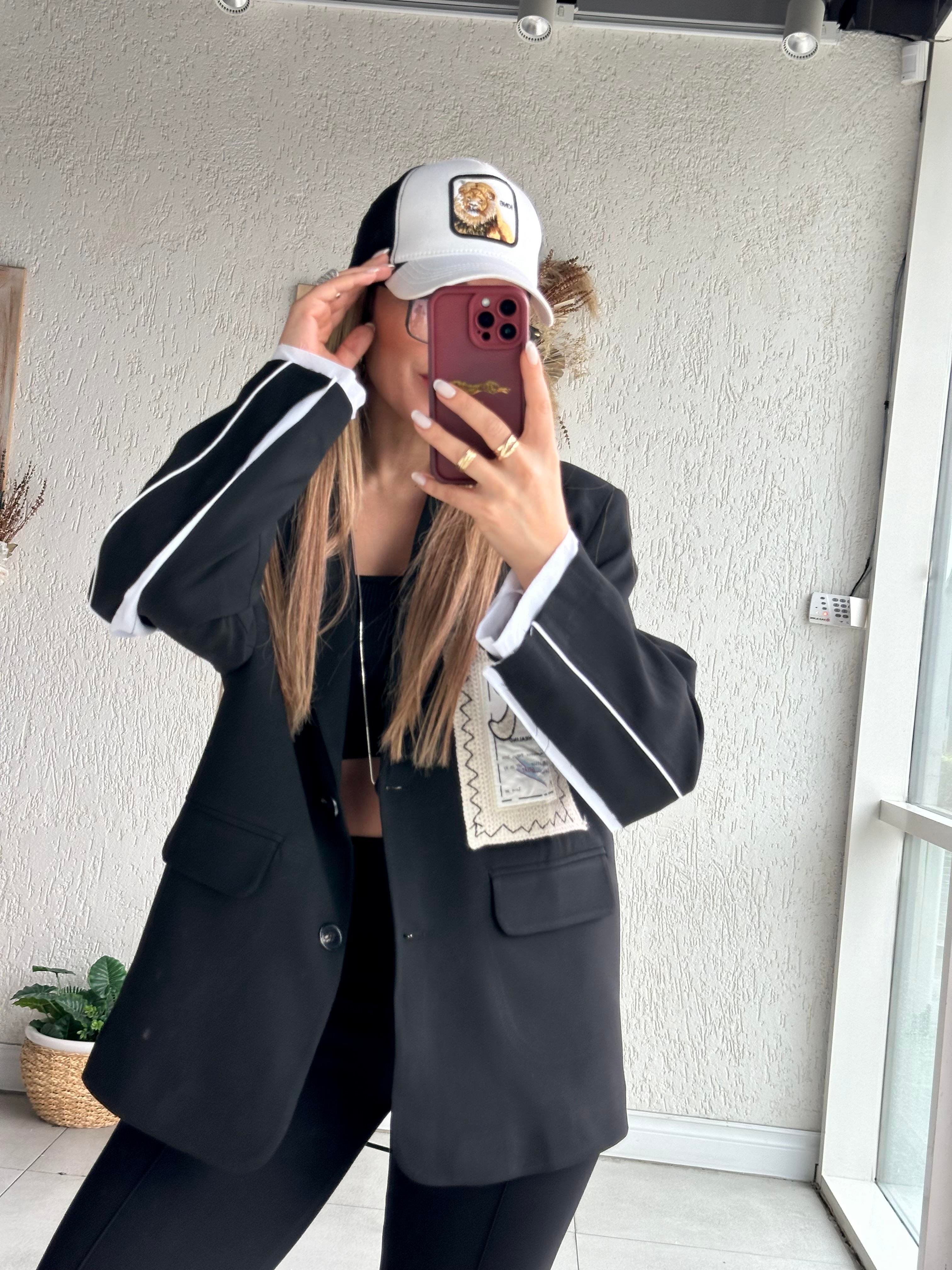 Siyah Tasarım Sırt Baskılı Ceket