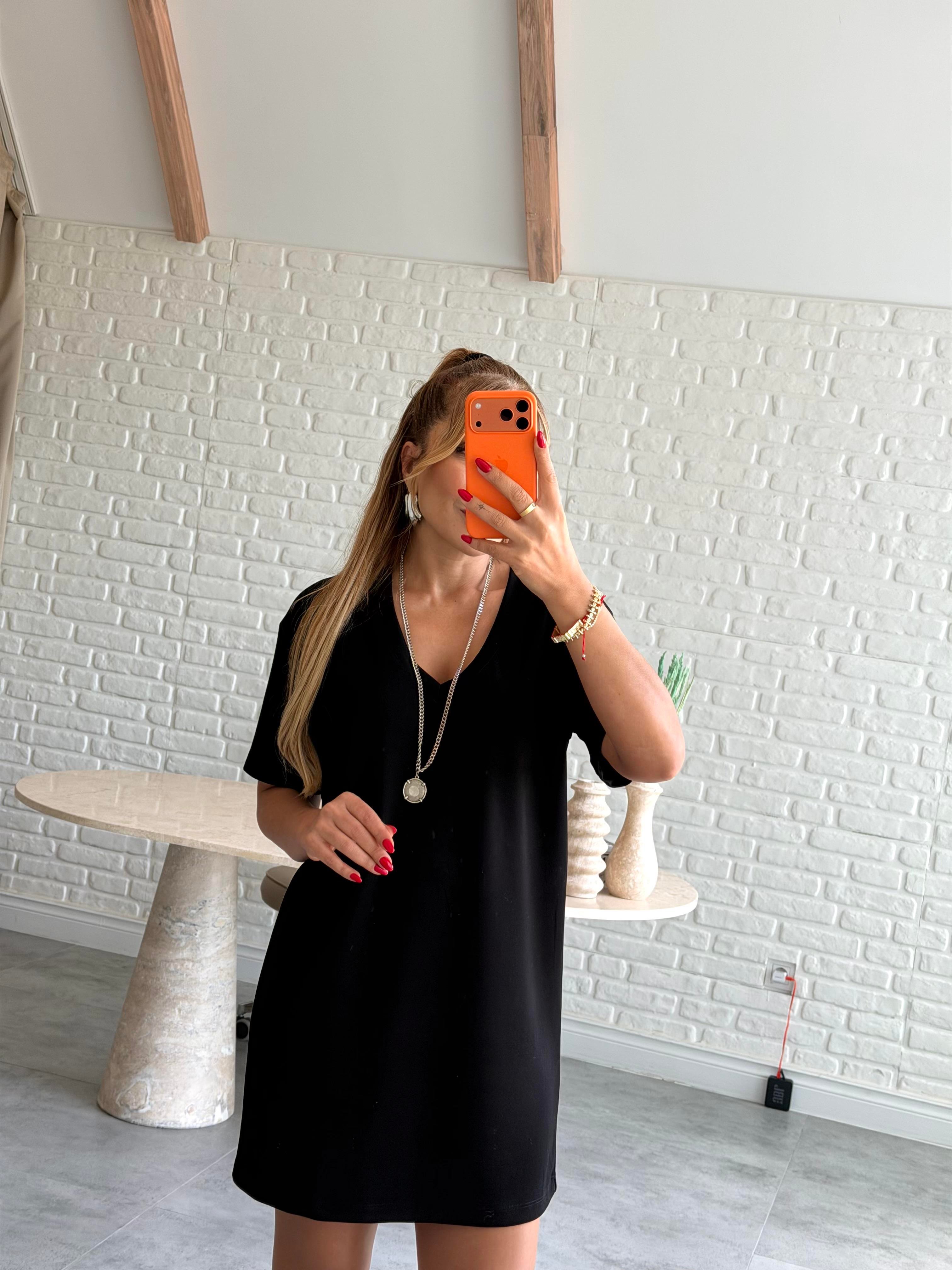 Siyah V Yaka Basic Elbise 