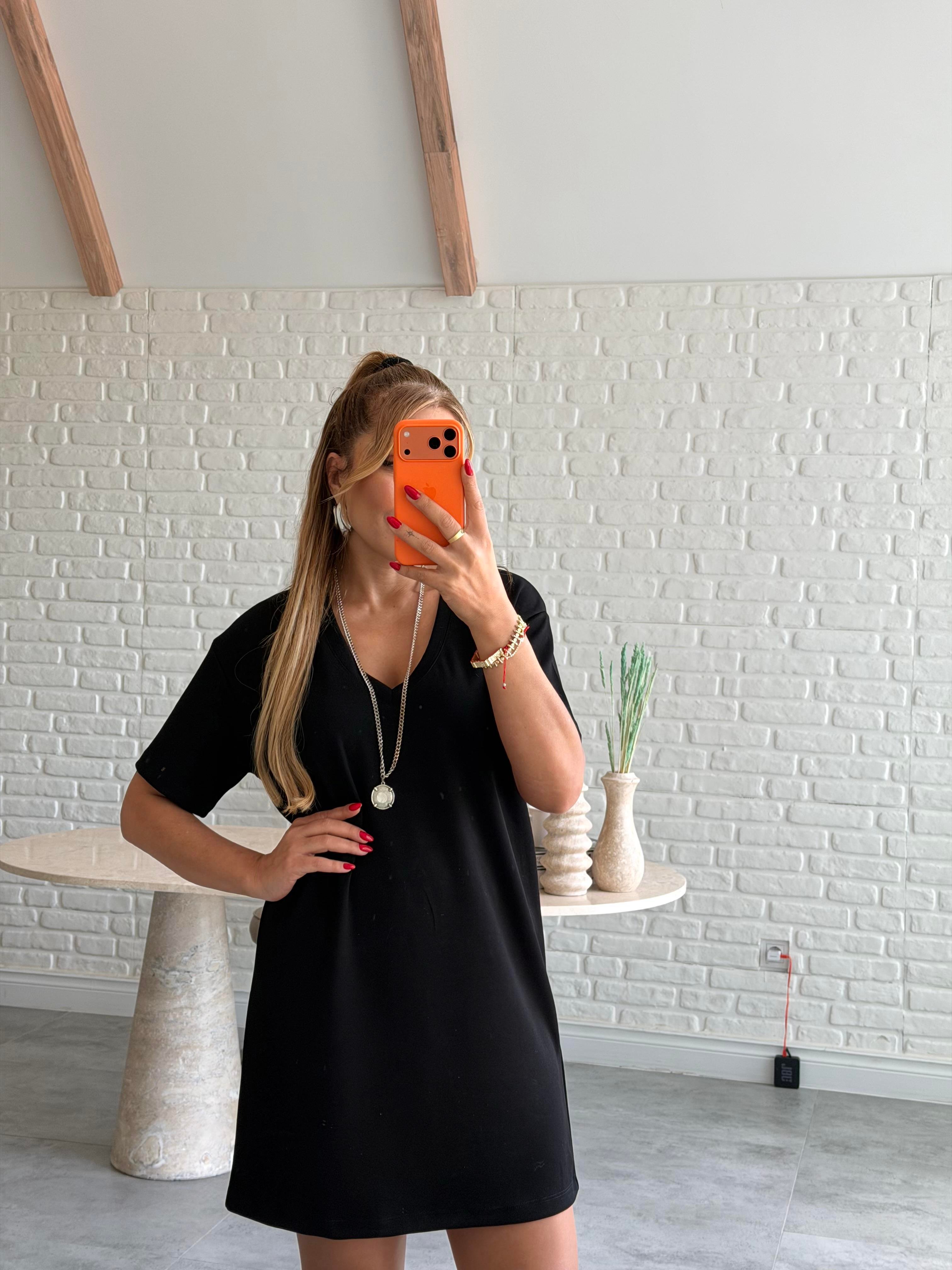 Siyah V Yaka Basic Elbise 