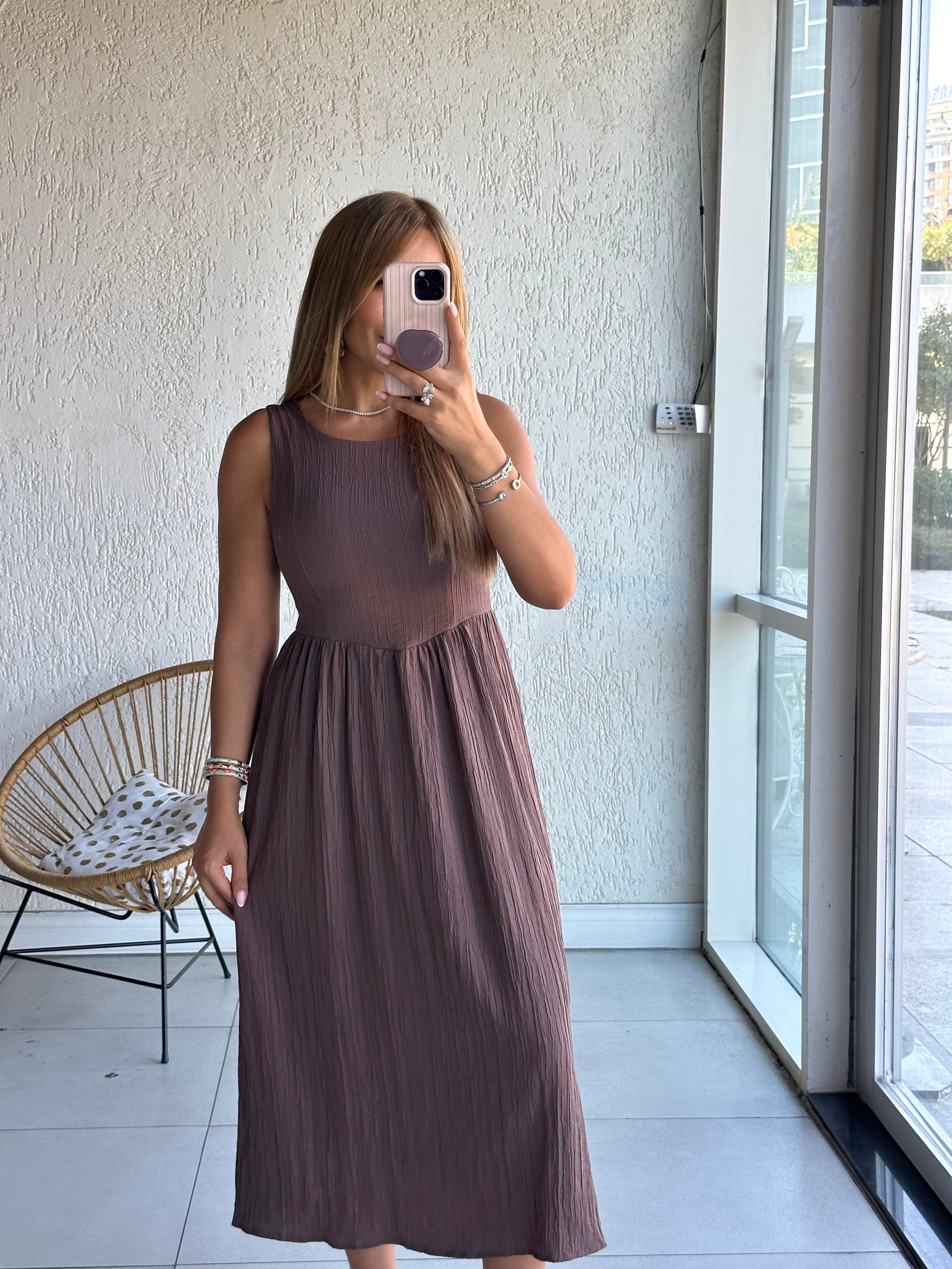 Vizon Sırt U Elbise