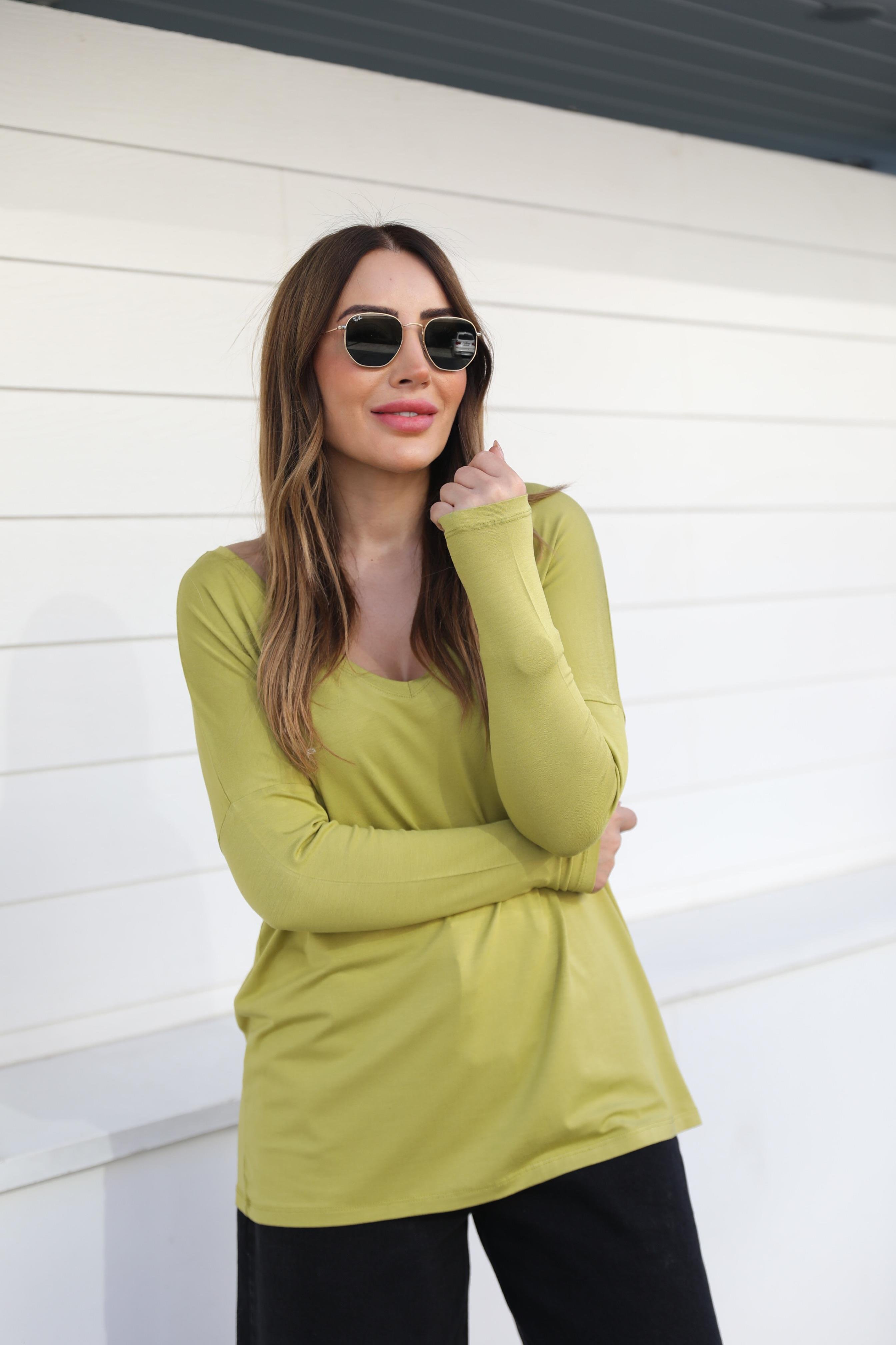 Yeşil V Yaka Salaş Basic T-shirt