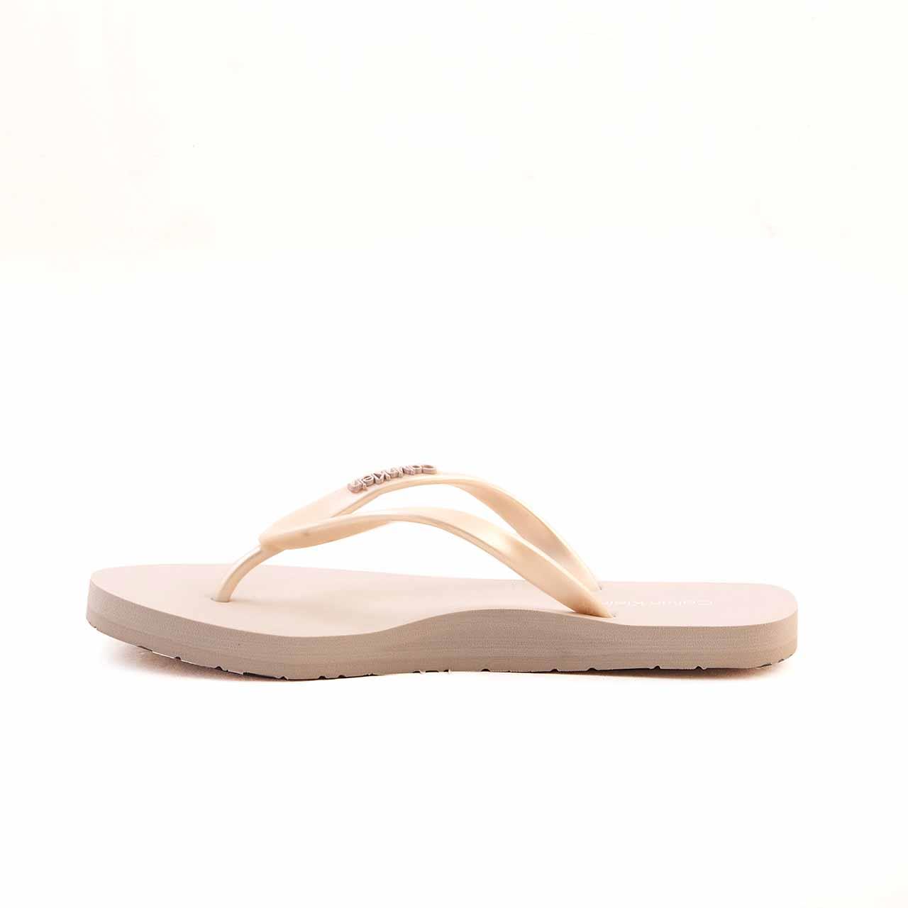 Calvin KleinCalvin Klein   Kadın Terlik