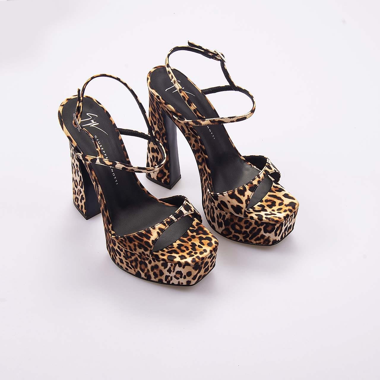 Giuseppe ZanottiGiuseppe Zanotti  Kadın  Platform Topuk Ayakkabı E400033