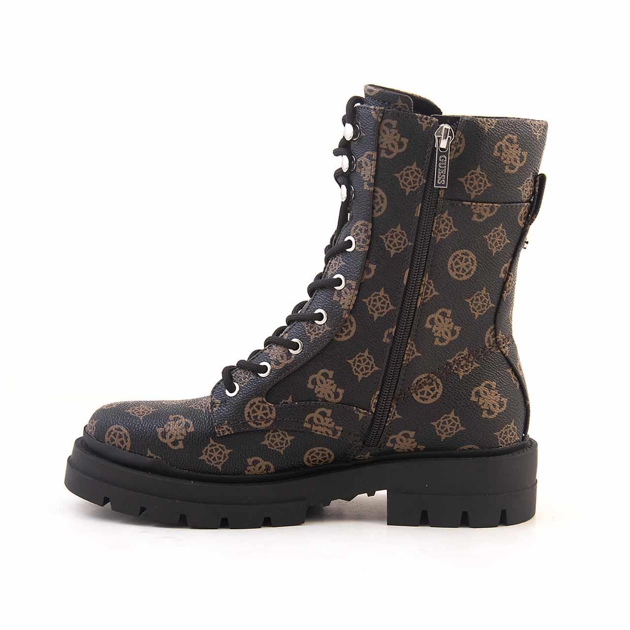 GuessGuess   Kadın Günlük Bot FL7B2TFAL10