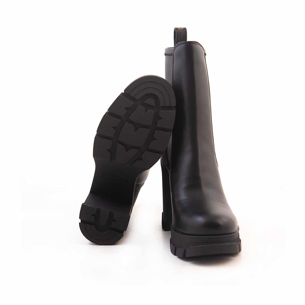 GuessGuess   Kadın Günlük Bot