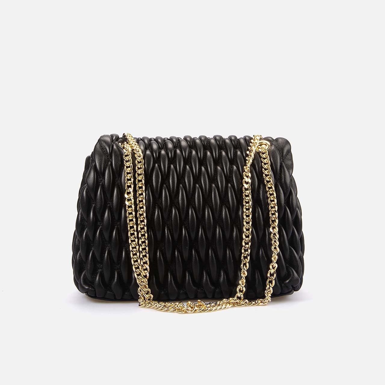 Omuz ÇantasıGuessGuess Kadın Siyah  Omuz Çantası 4YGZ067059A