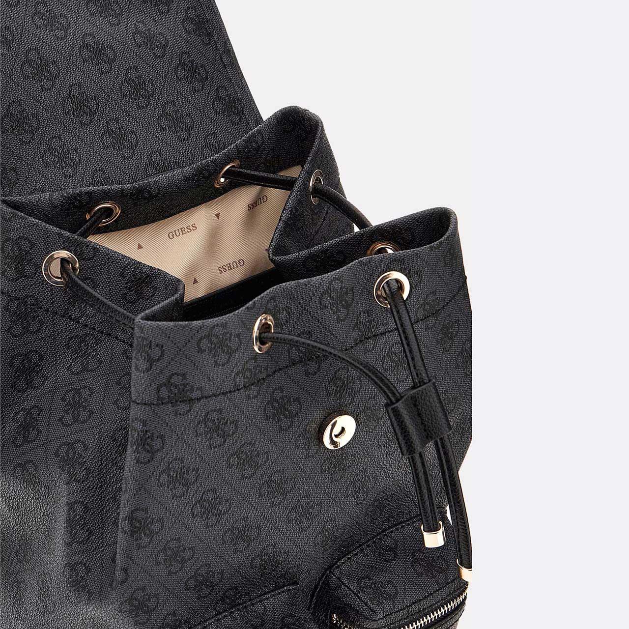 Sırt ÇantasıGuessGuess Manhattan Kadın Sırt Çantası HWSG7118310