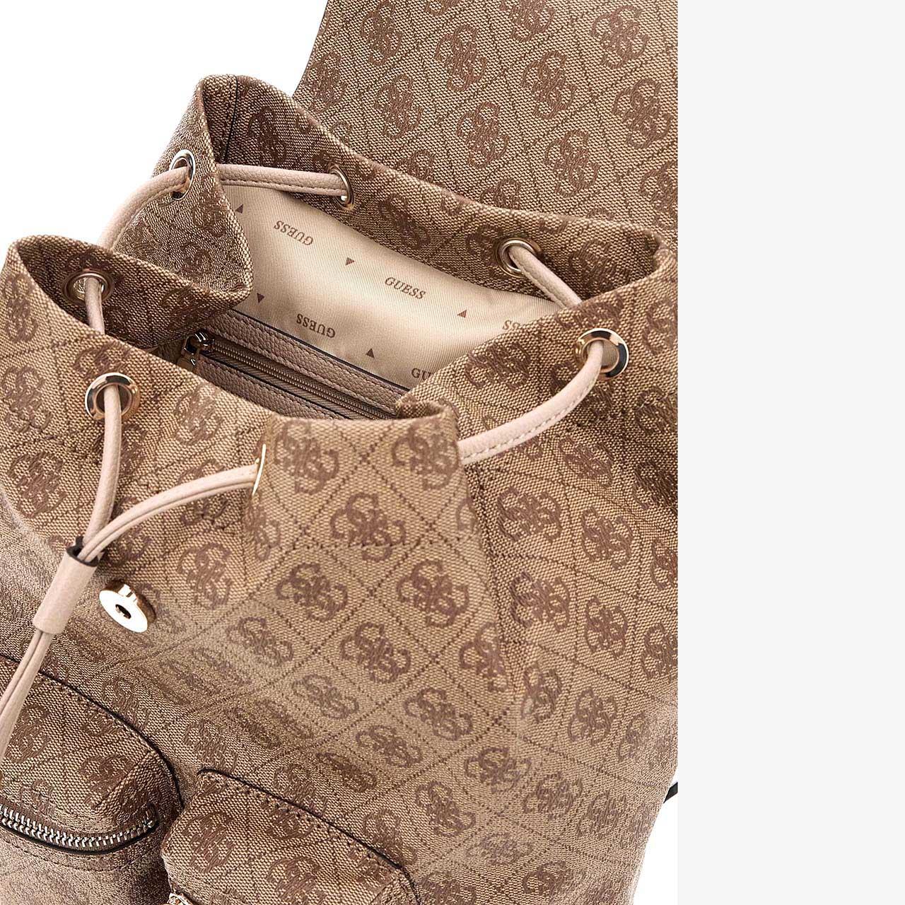 Sırt ÇantasıGuessGuess Manhattan Kadın Sırt Çantası HWSG7118310