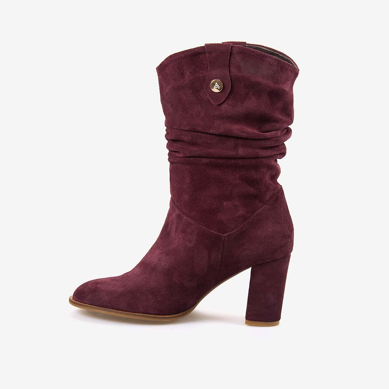 Günlük ÇizmeKemal TancaKemal Tanca  Hakiki Deri Süet Kadın Çizme 25-100670K