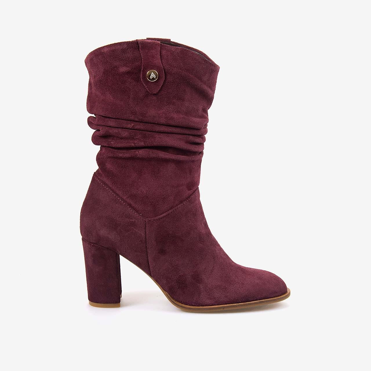 Günlük ÇizmeKemal TancaKemal Tanca  Hakiki Deri Süet Kadın Çizme 25-100670K