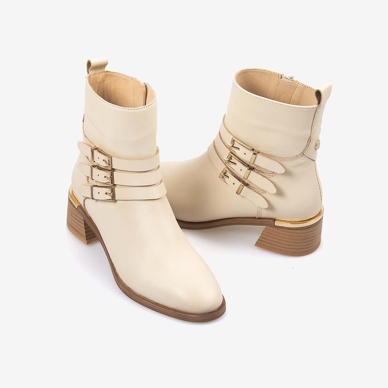 Günlük BotKemal TancaKemal Tanca   Kadın Bot 26-103558K