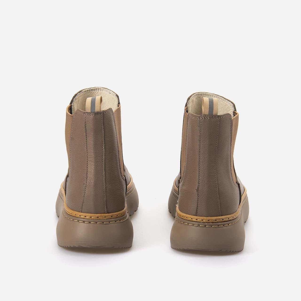 Günlük BotKemal TancaKemal Tanca   Kadın Bot S400