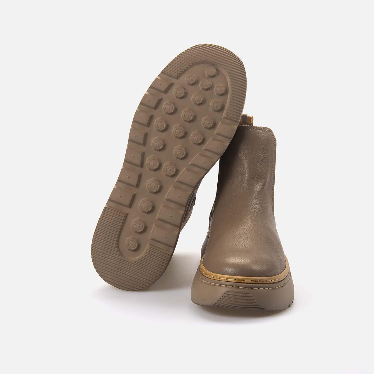 Günlük BotKemal TancaKemal Tanca   Kadın Bot S400