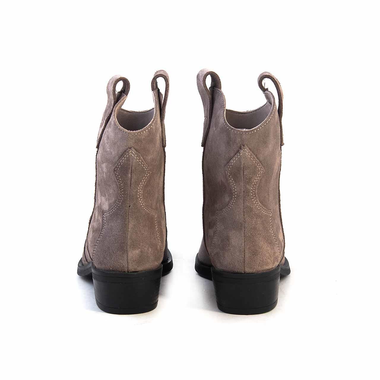 Kemal TancaKemal Tanca   Kadın Bot