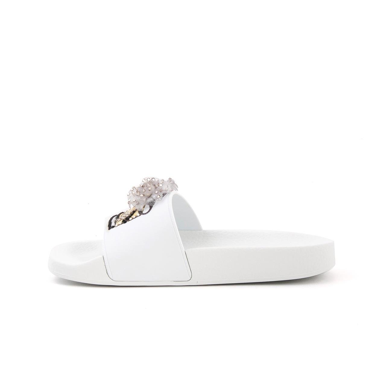 TerlikMenghiMenghi   Kadın Terlik 2052