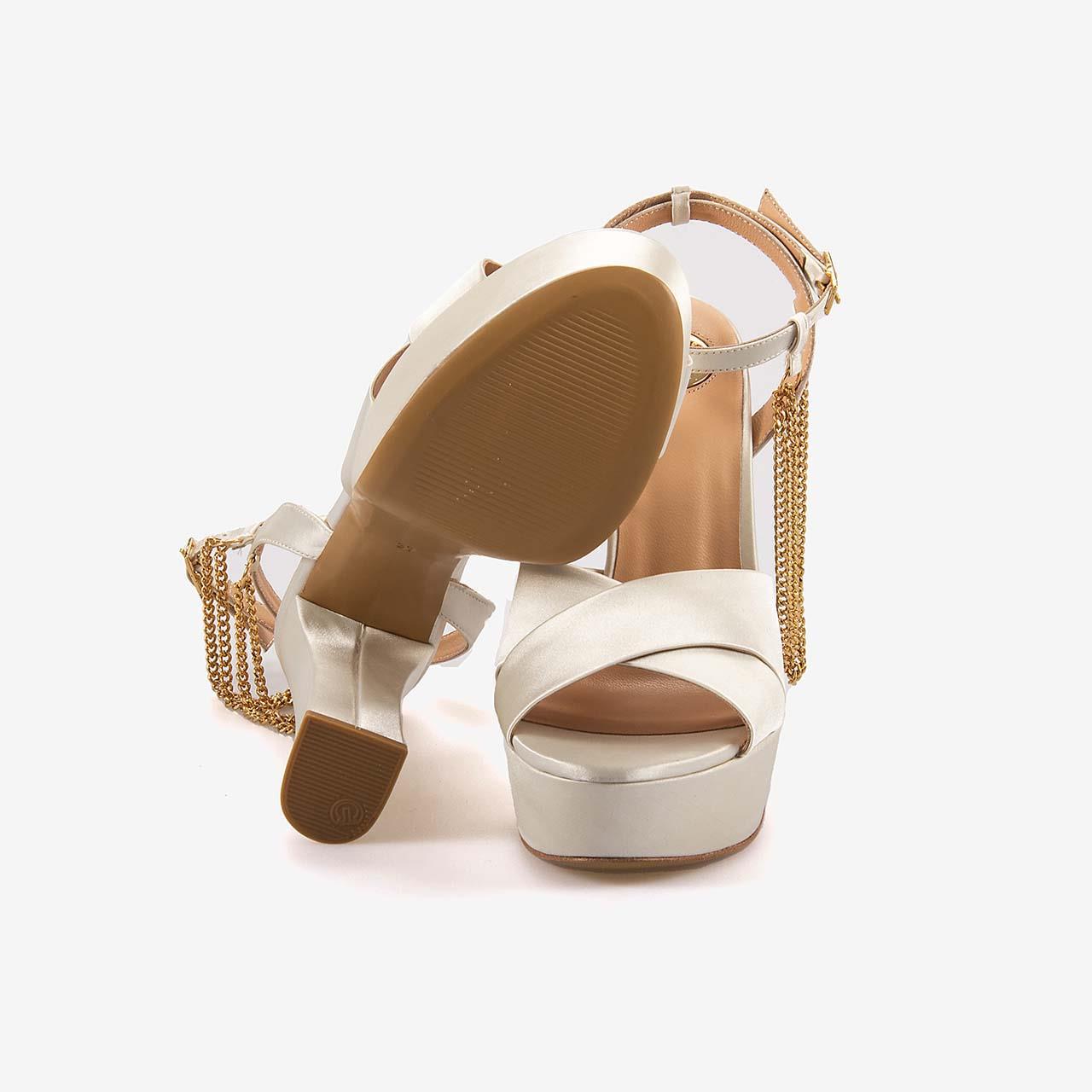 Gece&AbiyeMocassiniMocassini Kadın Saten Uzun Topuklu Gece & Abiye Ayakkabı 656494