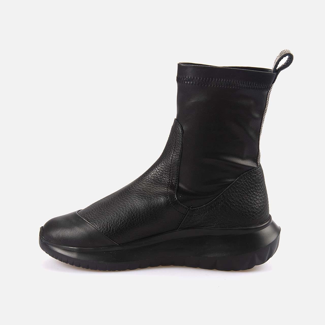 Günlük BotRougeRouge   Kadın Bot 1971