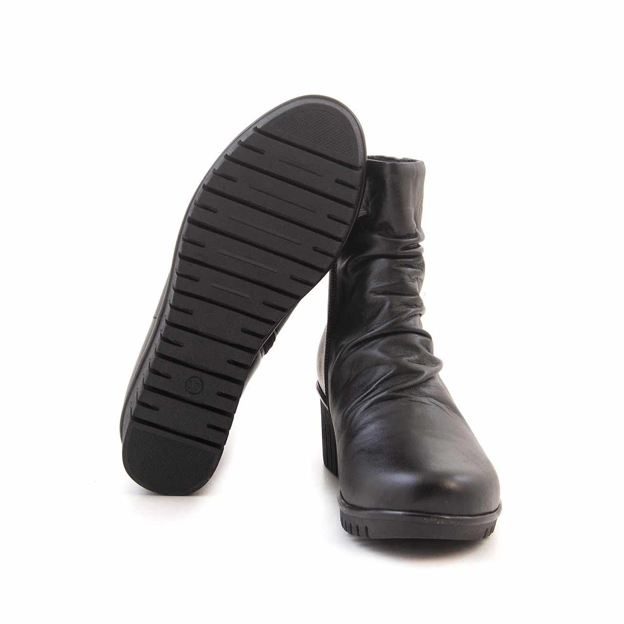 Günlük BotTancaTanca   Kadın Bot 2001