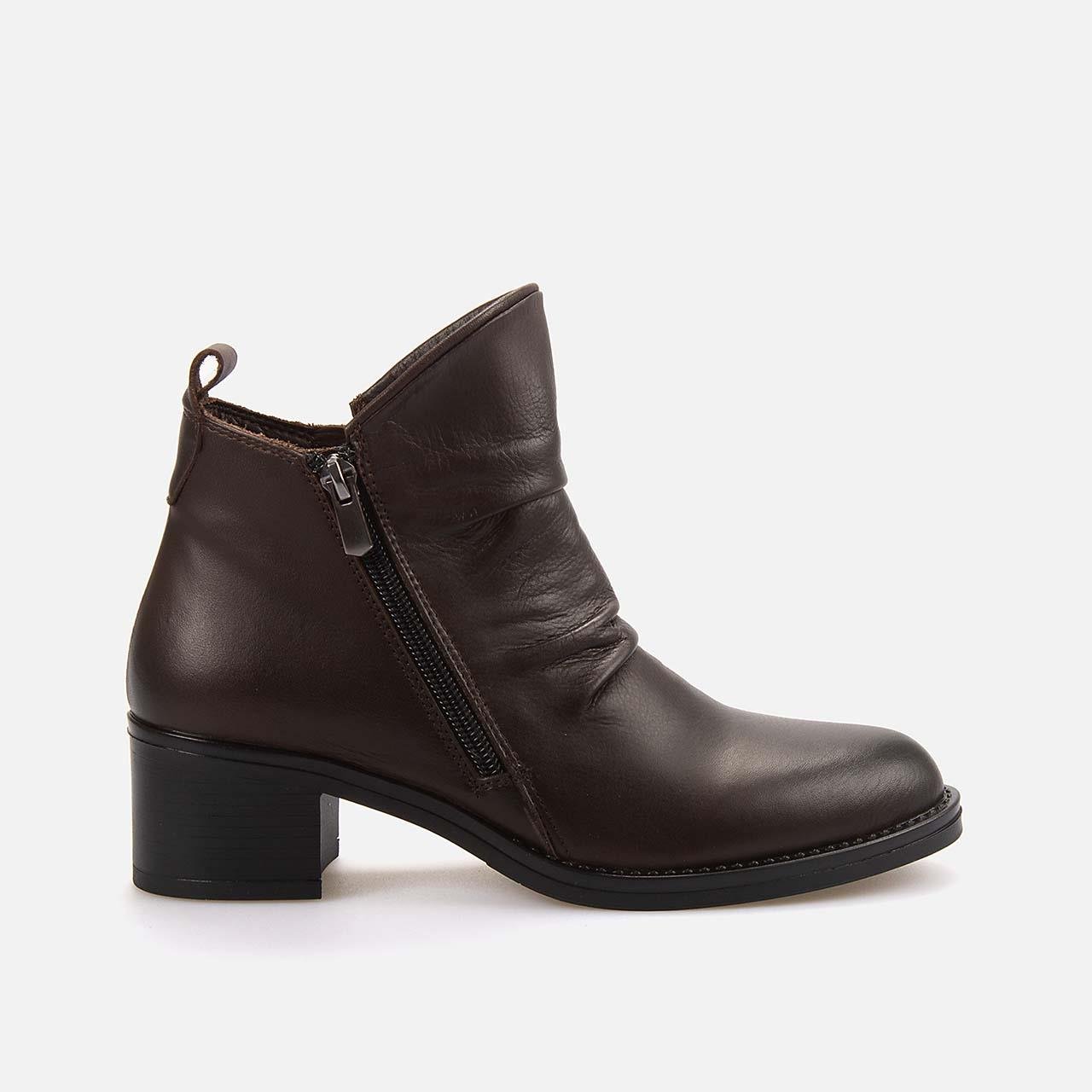 Günlük BotTancaTanca   Kadın Bot 2003-R