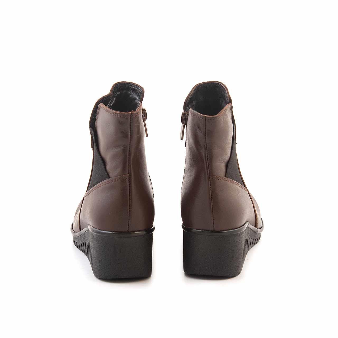 Günlük BotTancaTanca   Kadın Bot 2011