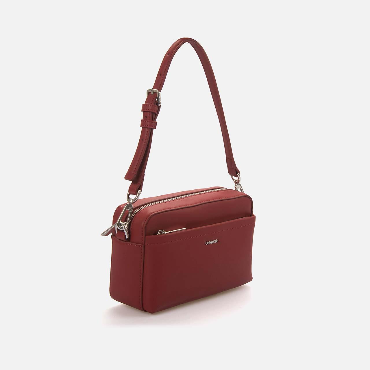 Calvin Klein   Kadın Çanta K60K612280