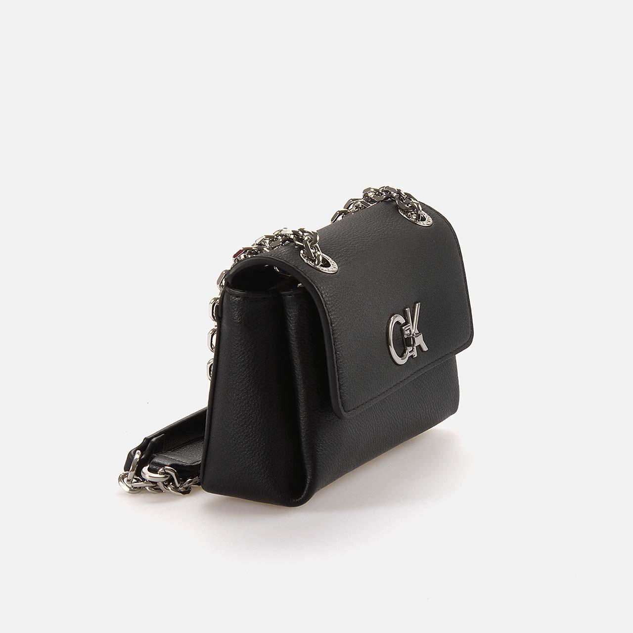Calvin Klein   Kadın Omuz Çantası K60K612546