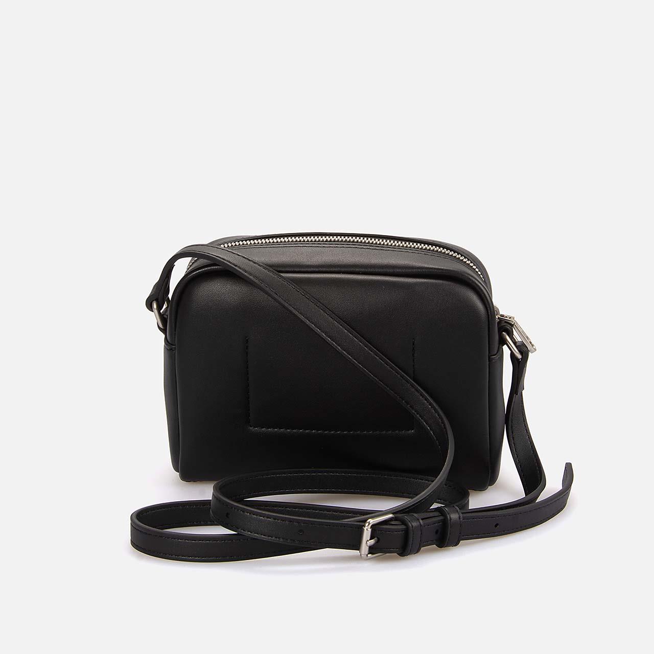 Calvin Klein Kadın Omuz Çantası K60K612220