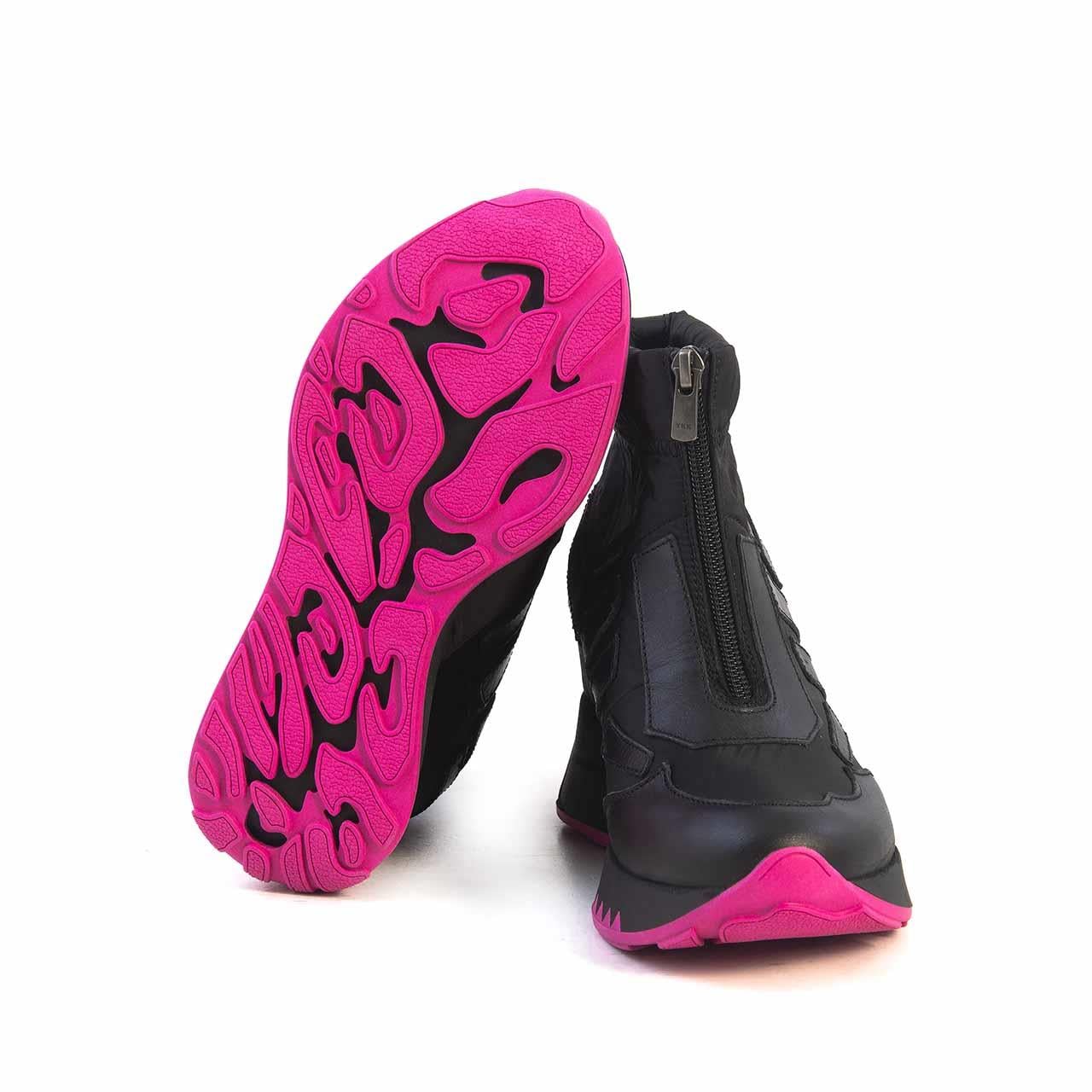 Rouge Women's Sports & Sneakers