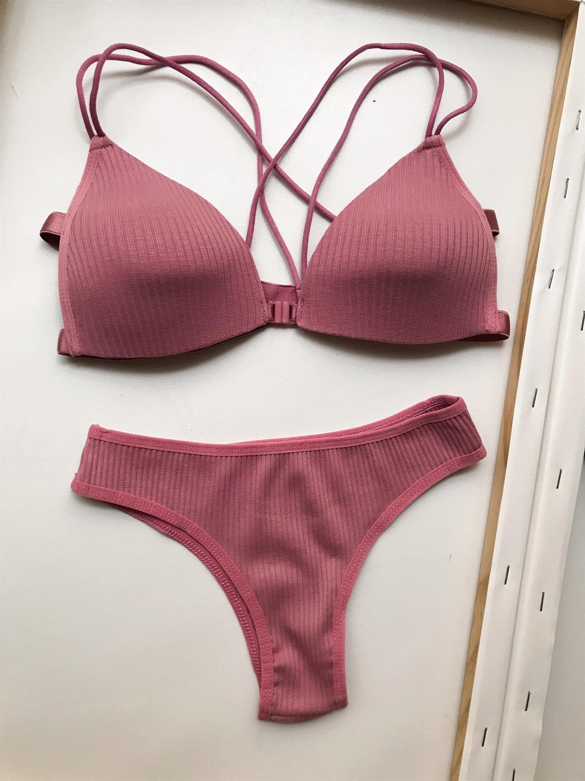 ADRIANA PUSH UP DOLGULU TAKIM GÜL KURUSU