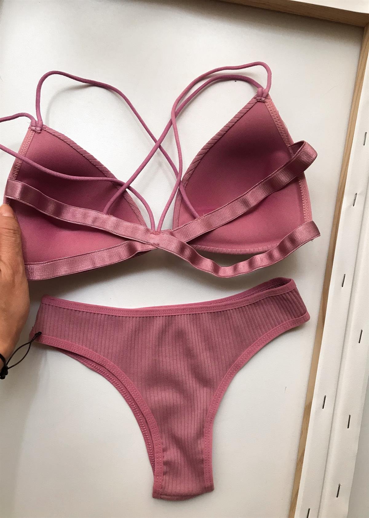 ADRIANA PUSH UP DOLGULU TAKIM GÜL KURUSU