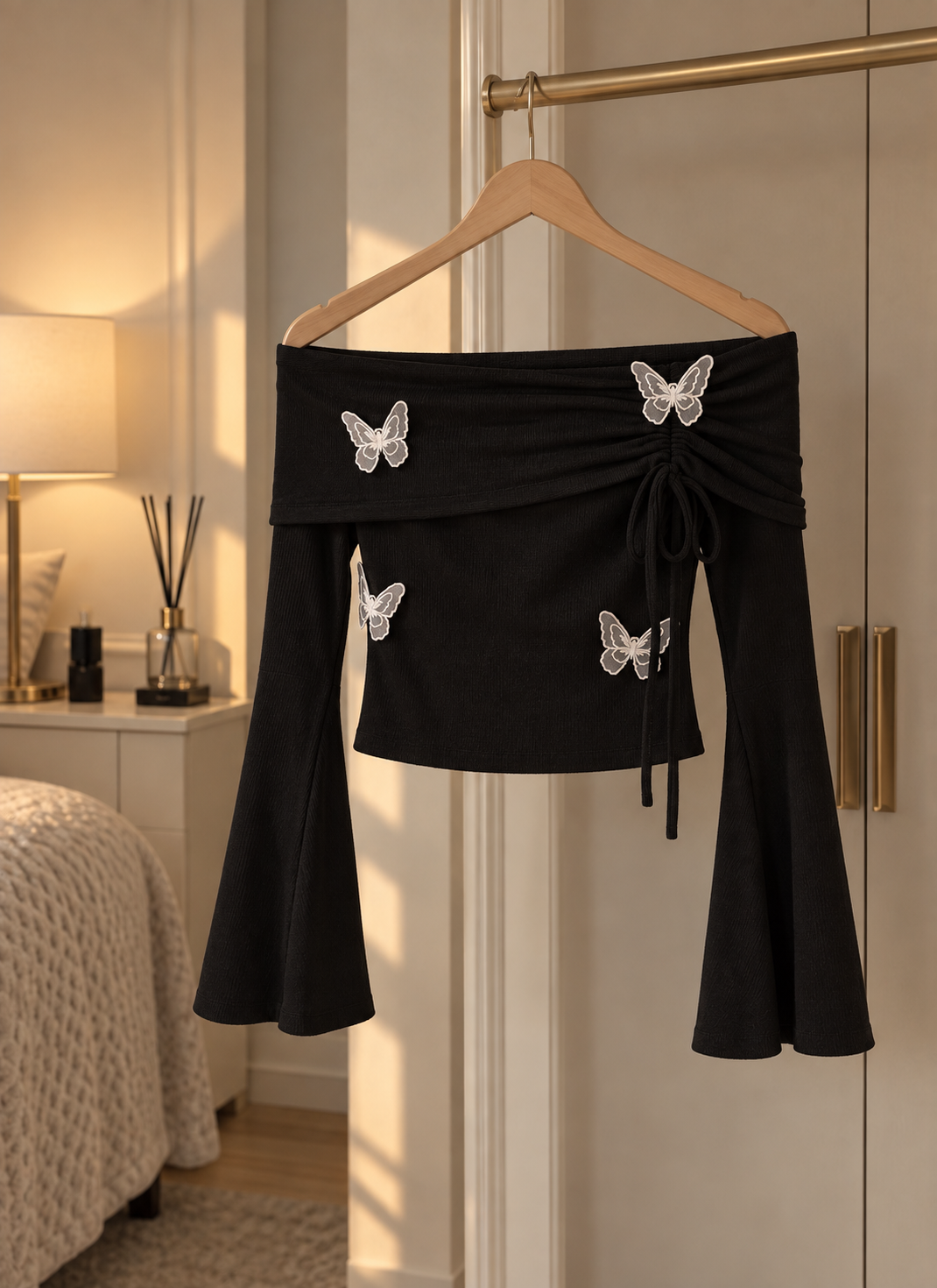 BTFLY KELEBEKLİ BLUZ