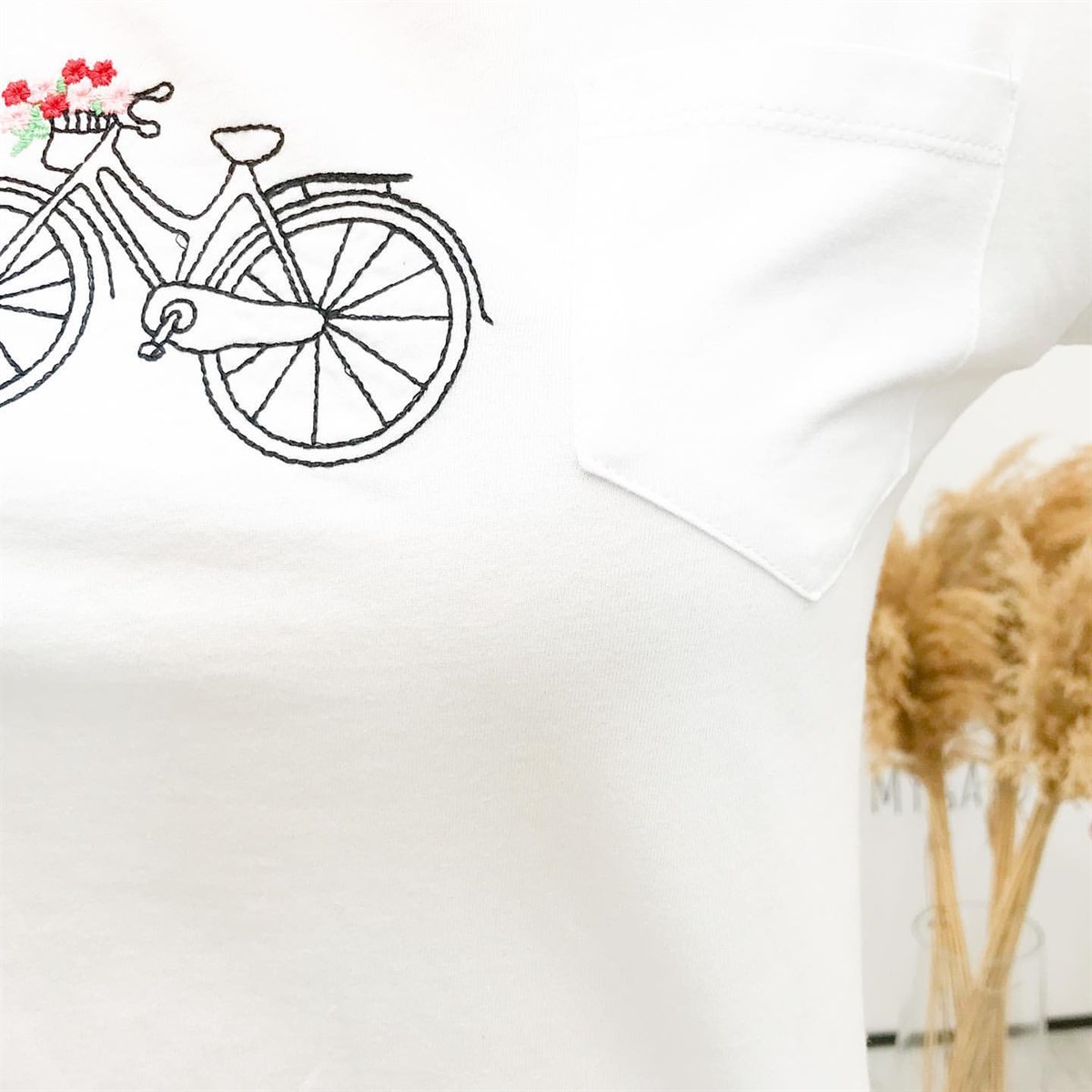 crop t-shirt