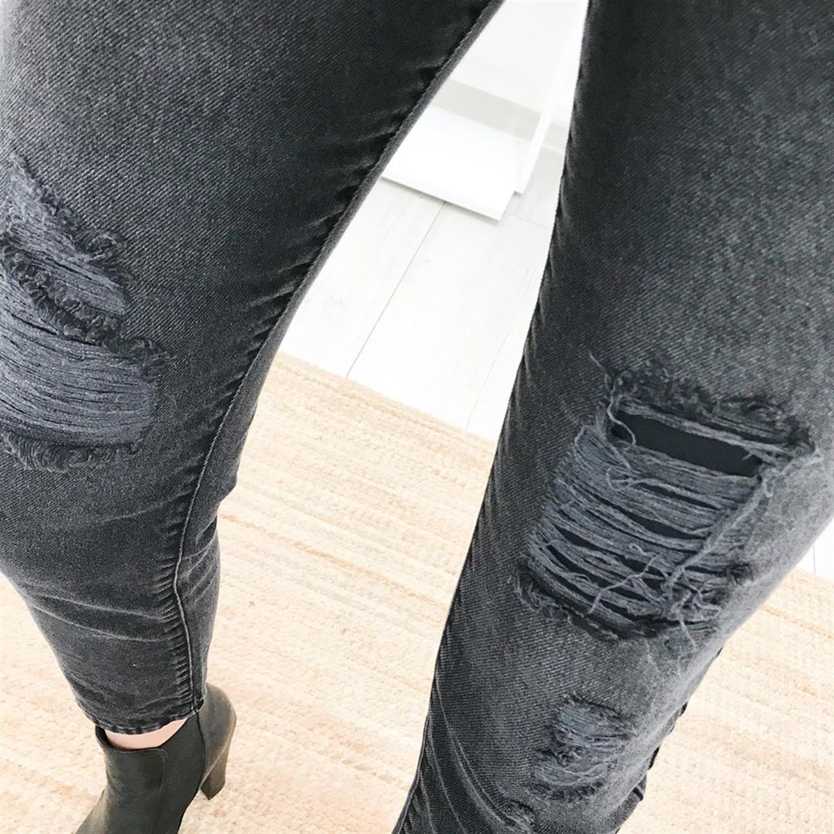DİSTRESSED MOMSTRAİGHT JEAN