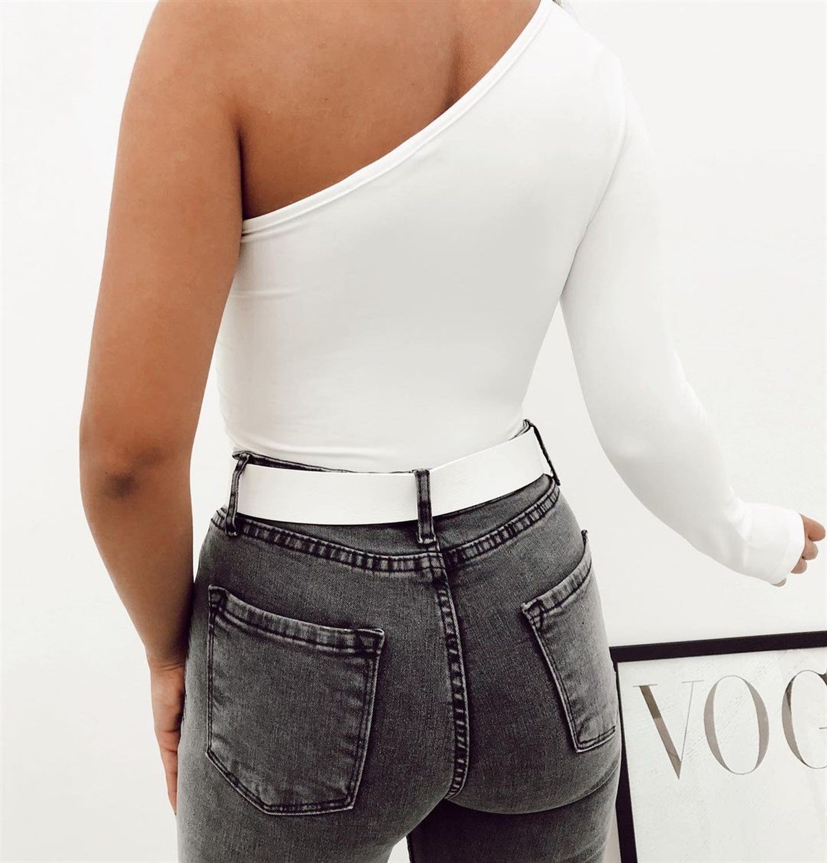 GINA YAN  DEKOLTE BLUZ BEYAZ