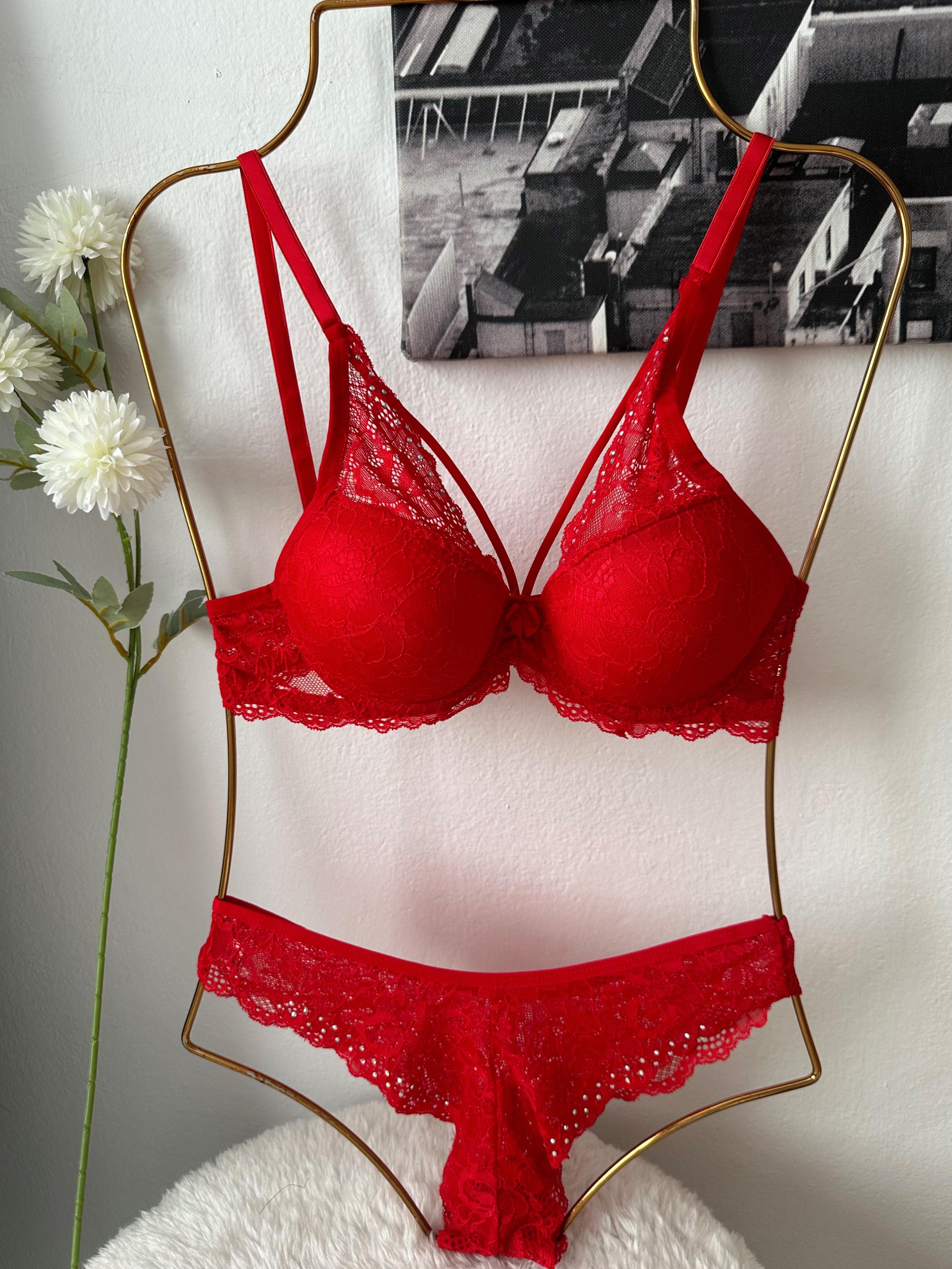 HERA TAŞLI DANTELLİ PUSH UP İÇ ÇAMAŞIRI TAKIMI KIRMIZI