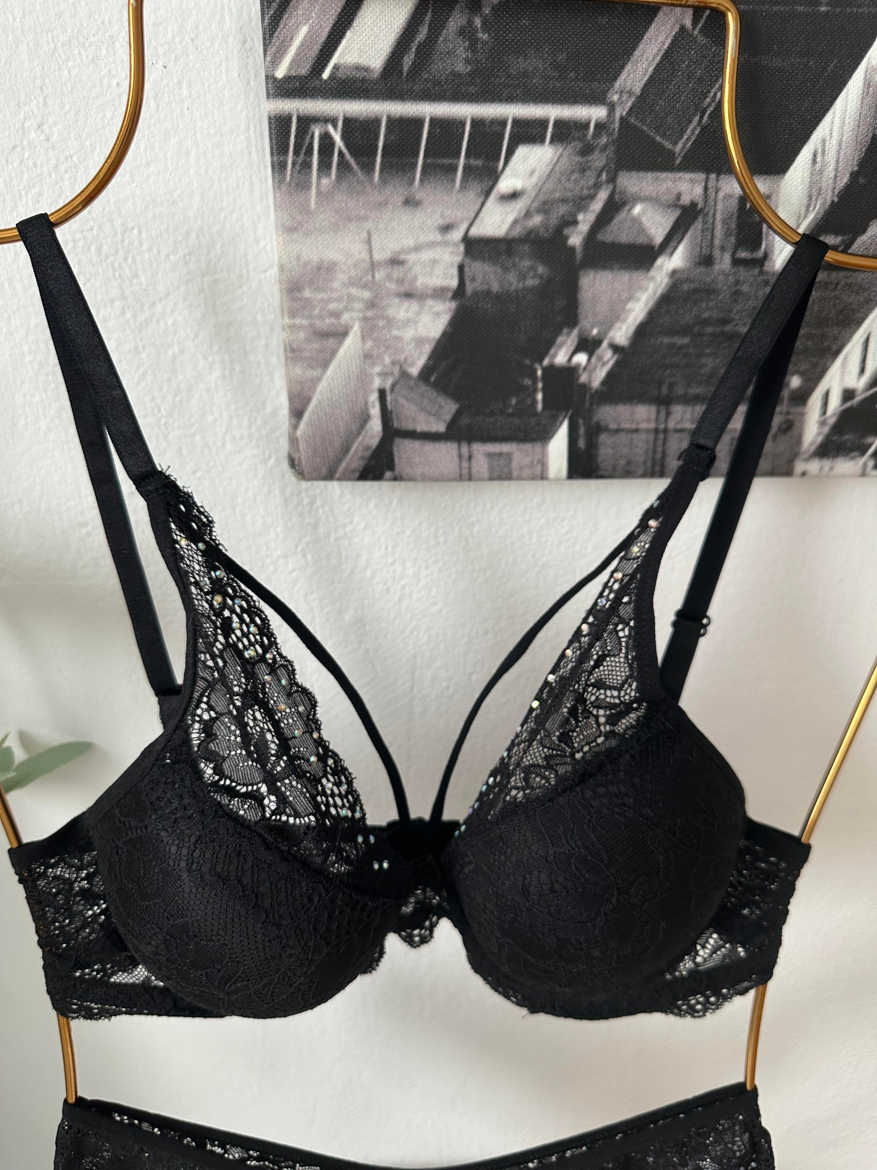 HERA TAŞLI DANTELLİ PUSH UP İÇ ÇAMAŞIRI TAKIMI  SİYAH