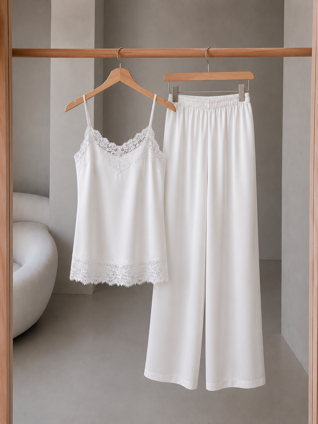 MILNY DANTELLİ SATEN BLUZ  PANTOLON TAKIM