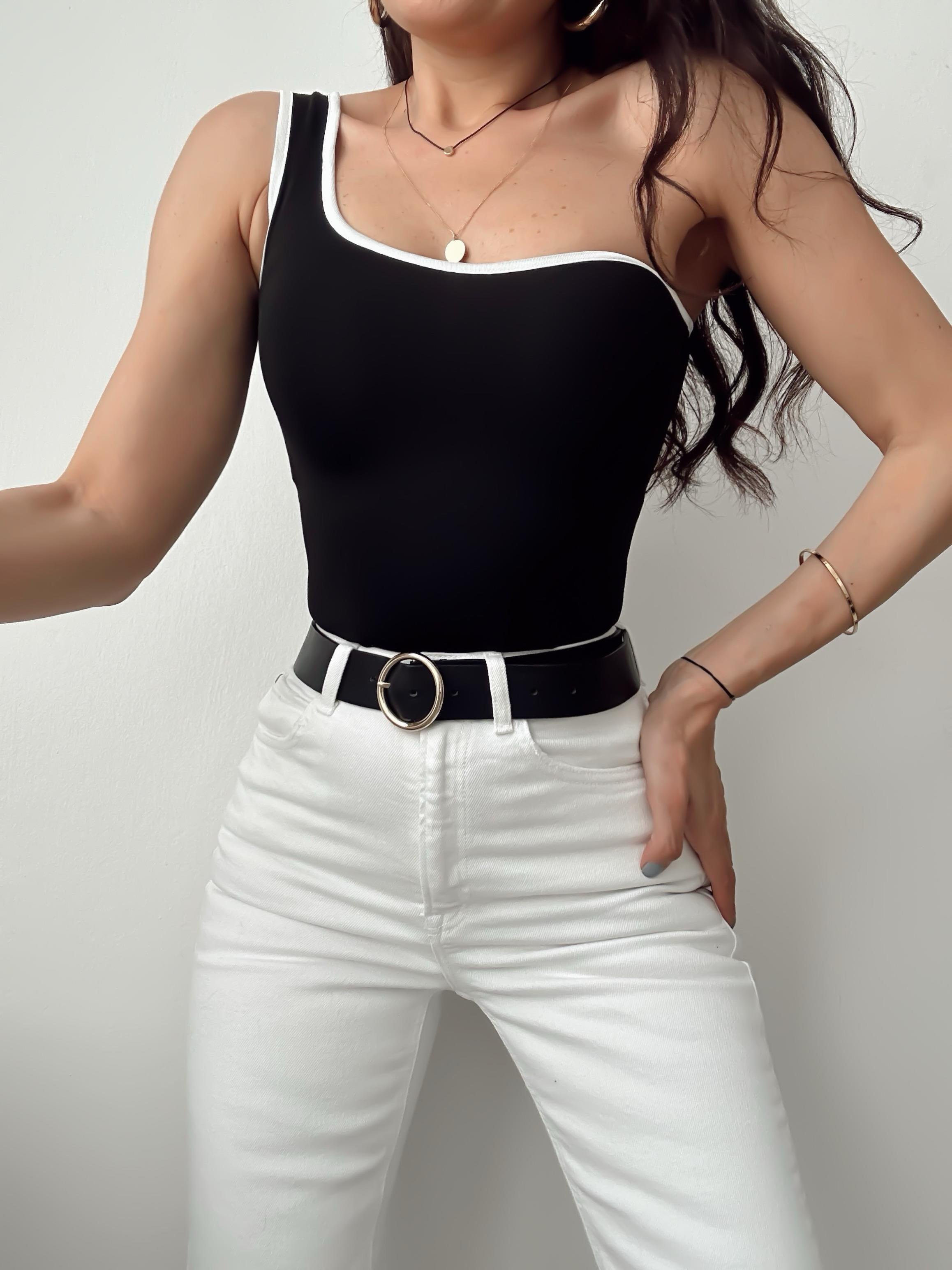 NADYA ŞERİTLİ ÇİFT KAT TEK OMUZ SANDY BLUZ