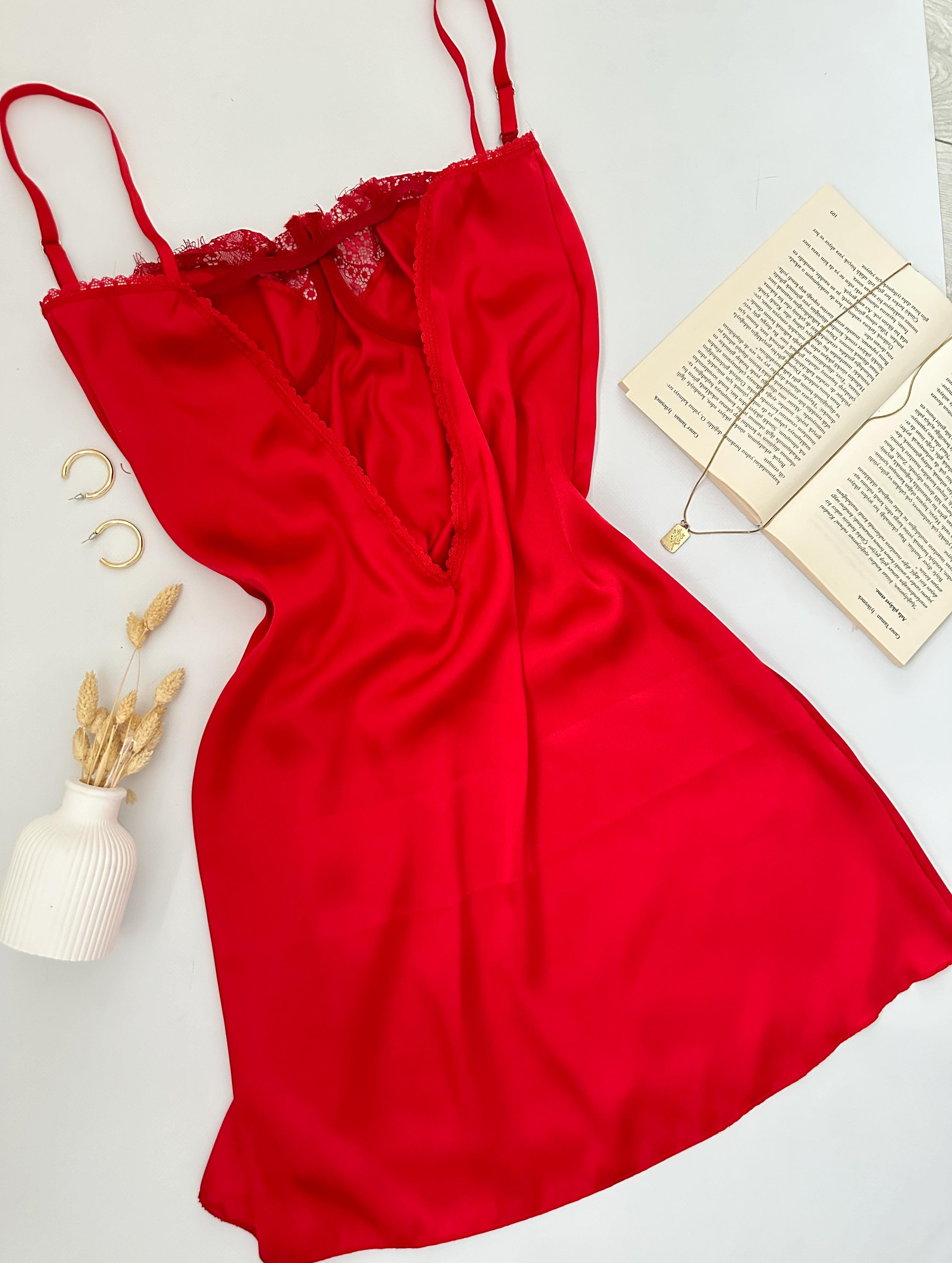 PREMIUM SATEN SIRT DEKOLTELİ GECELİK KIRMIZI