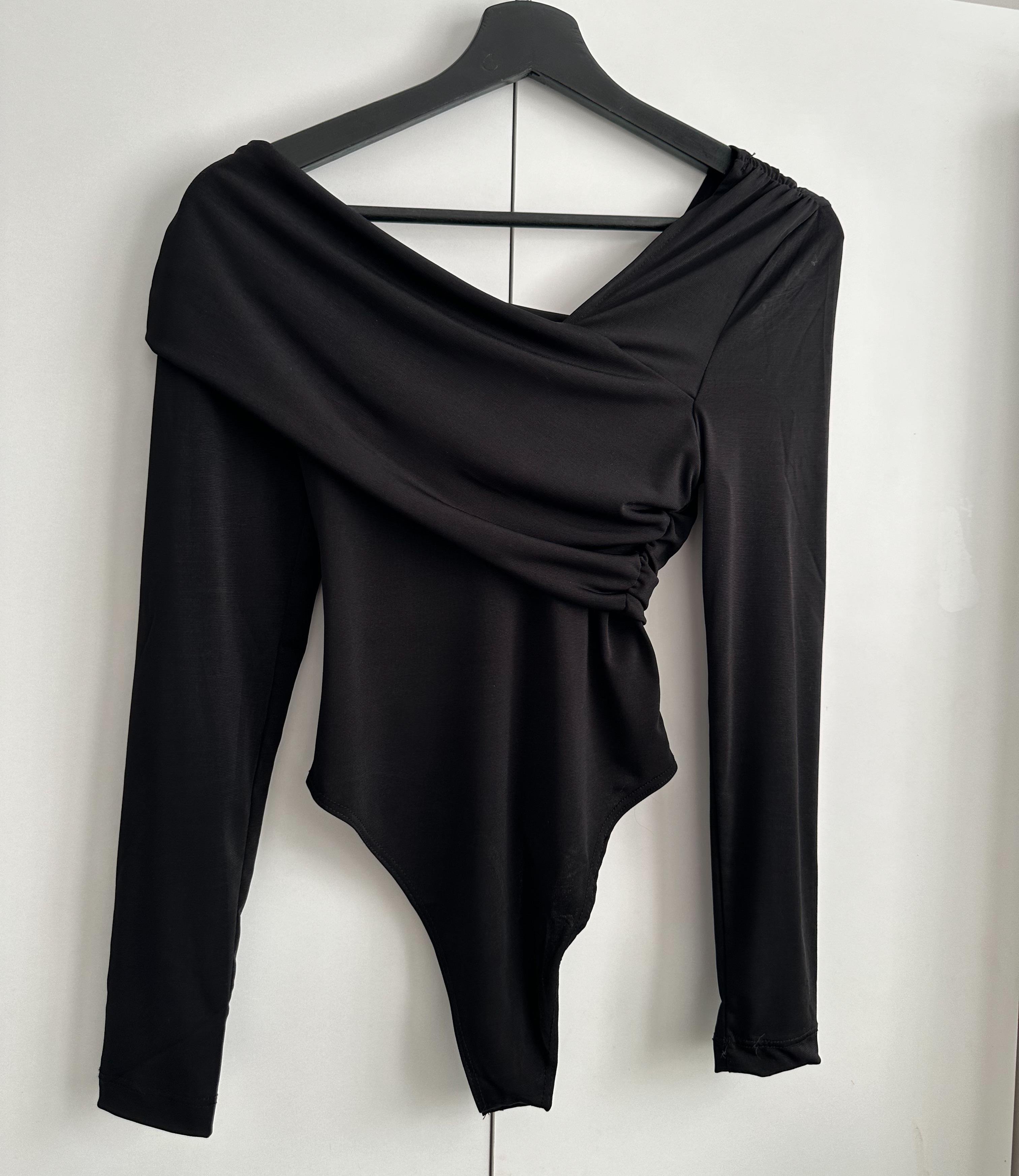 RANISSA ASİMETRİK BODYSUIT SİYAH