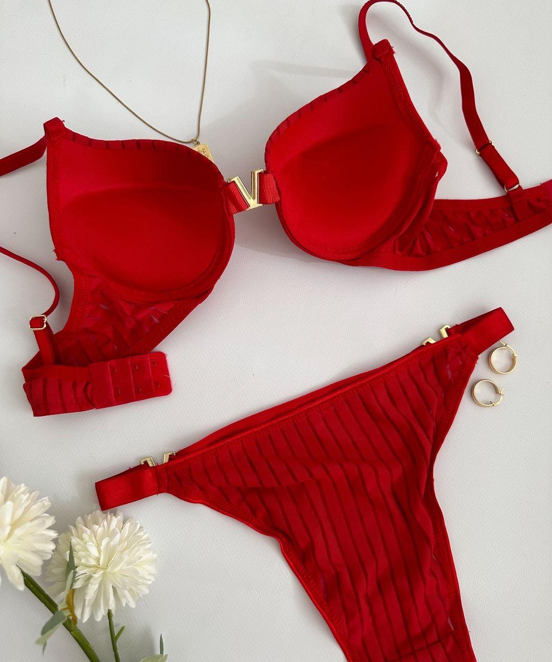 VS PUSH UP DOLGULU İÇ ÇAMAŞIRI TAKIM KIRMIZI