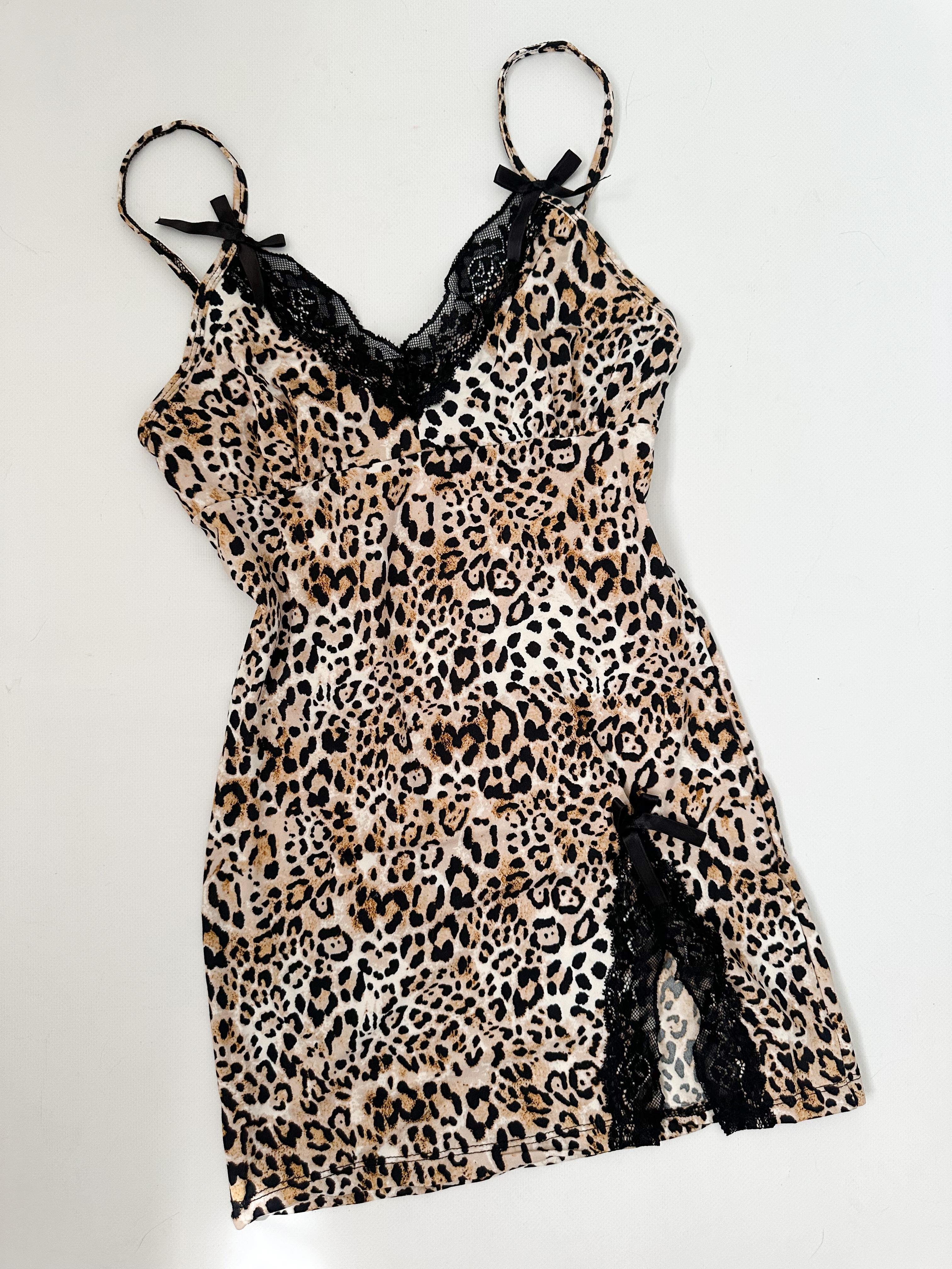 VSC PAMUKSATEN LEOPARLI GECELİK 
